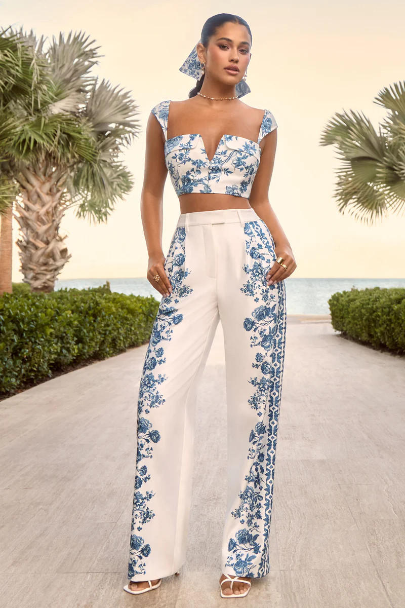Zelie | Blue Porcelain Print Wide-Leg Trousers | Club L London