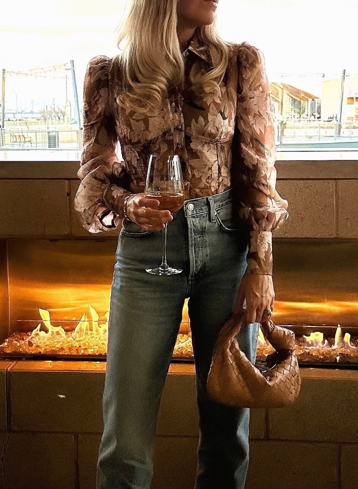 The prettiest floral top
Agolde jeans 
Jeans #LTKdayinmylife #LTKValentine

#LTKSeasonal