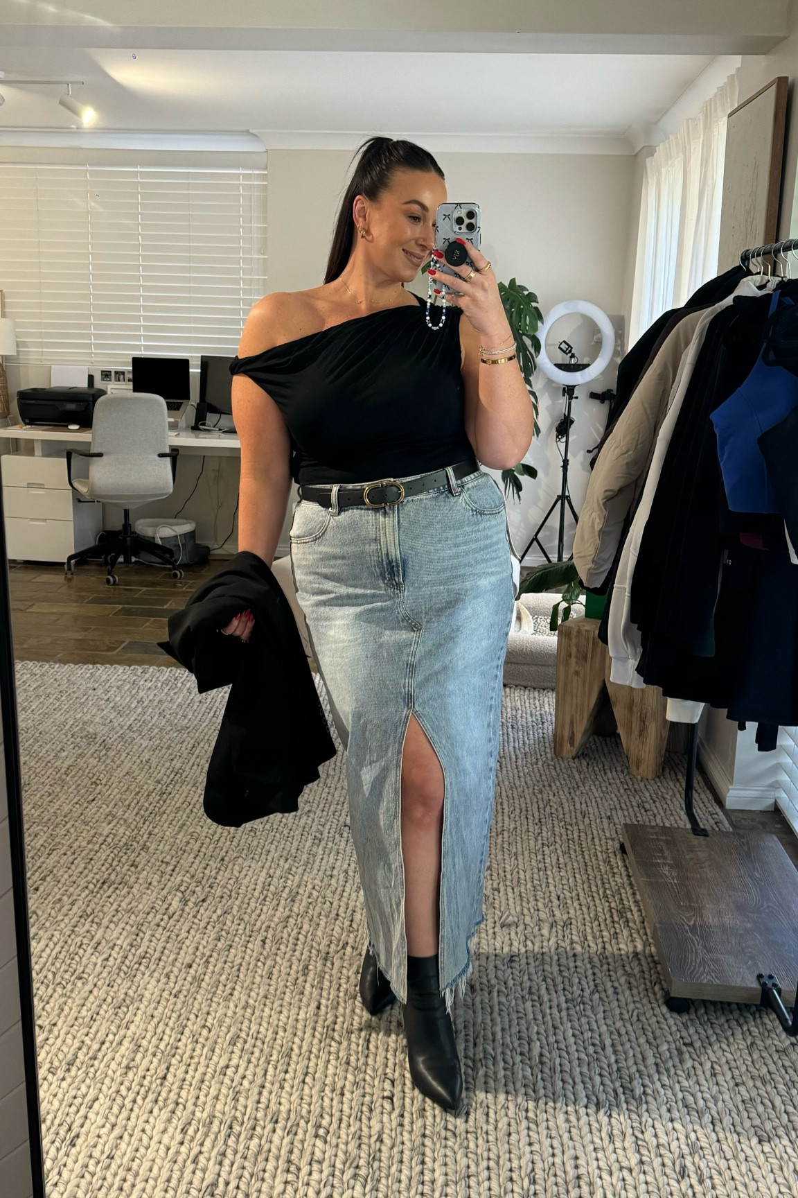 Black Cat energy always 🖤

#LTKaustralia #LTKwinter #LTKcurves