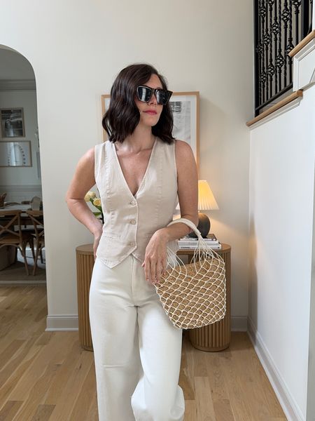 sunglasses, white pants, neutral outfit, chic outfit, summer outfit, summer bag

#LTKStyleTip #LTKFindsUnder100 #LTKSeasonal
