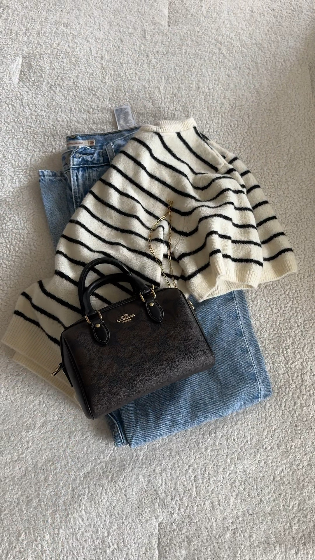Casual Everyday Outfit 

#LTKFindsUnder100 #LTKStyleTip #LTKFindsUnder50