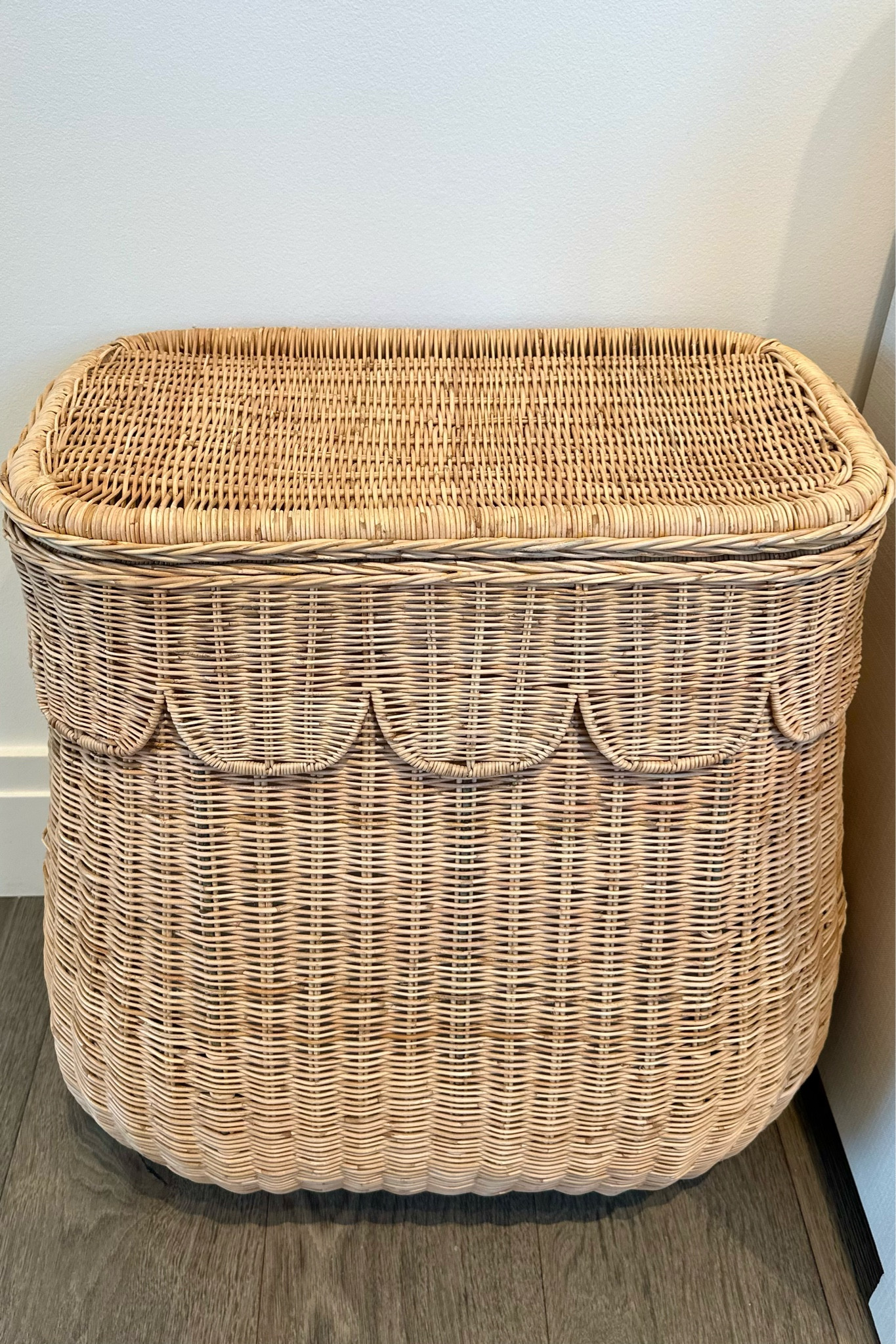 Scallop Rattan Double Hamper