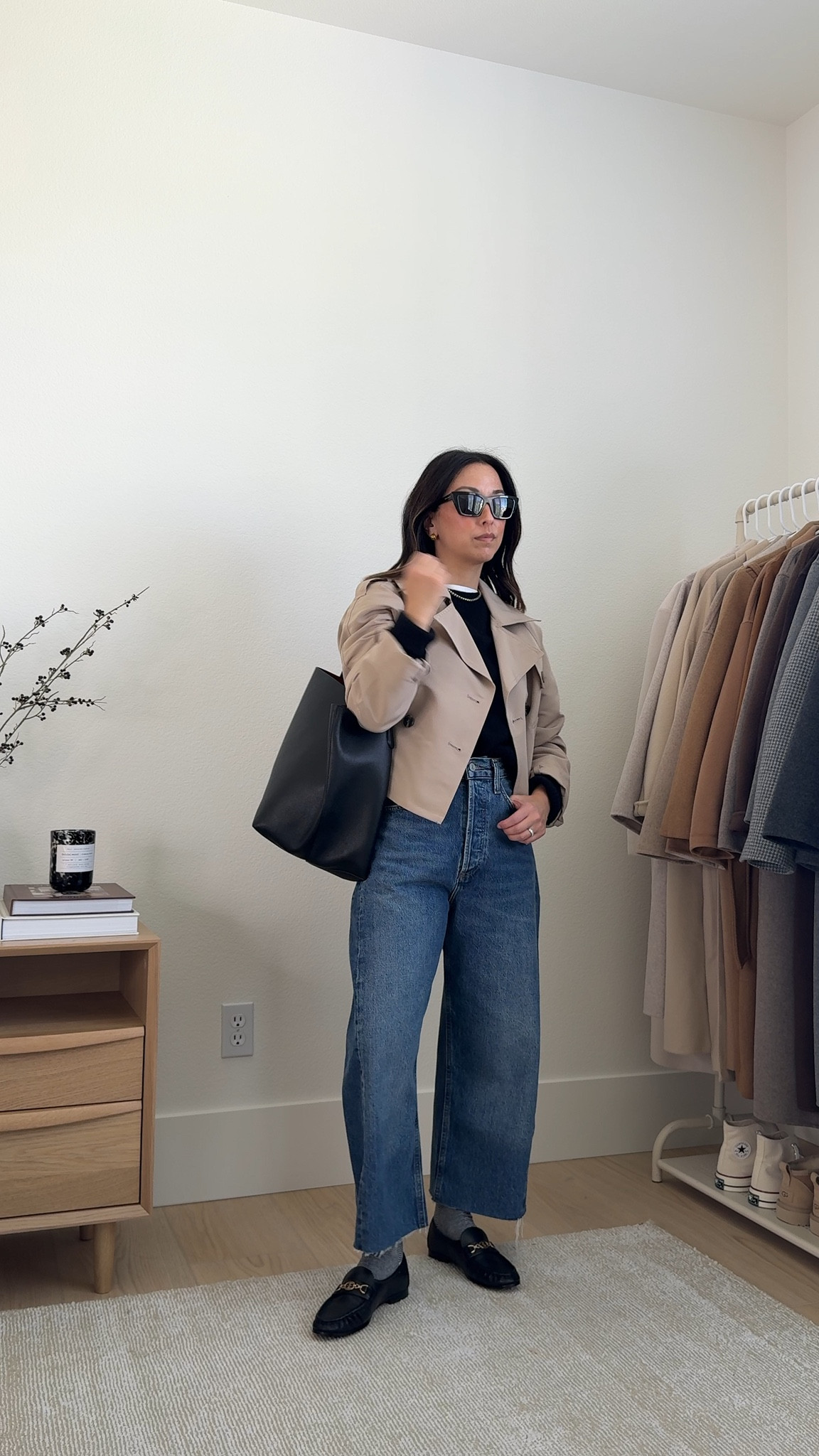 How to style barrel jeans - I love them paired with socks especially the cropped lengths. 

Steve Madden cropped trench xs
Everlane tee medium
Everlane Cashmere sweater xs
AGOLDE curve jeans 25, cut hems
Madewell socks (old)
Sam Edelman loafers 5
Mansur Gavriel tote
YSL Sunglasses


#LTKPetite #LTKStyleTip #LTKSeasonal