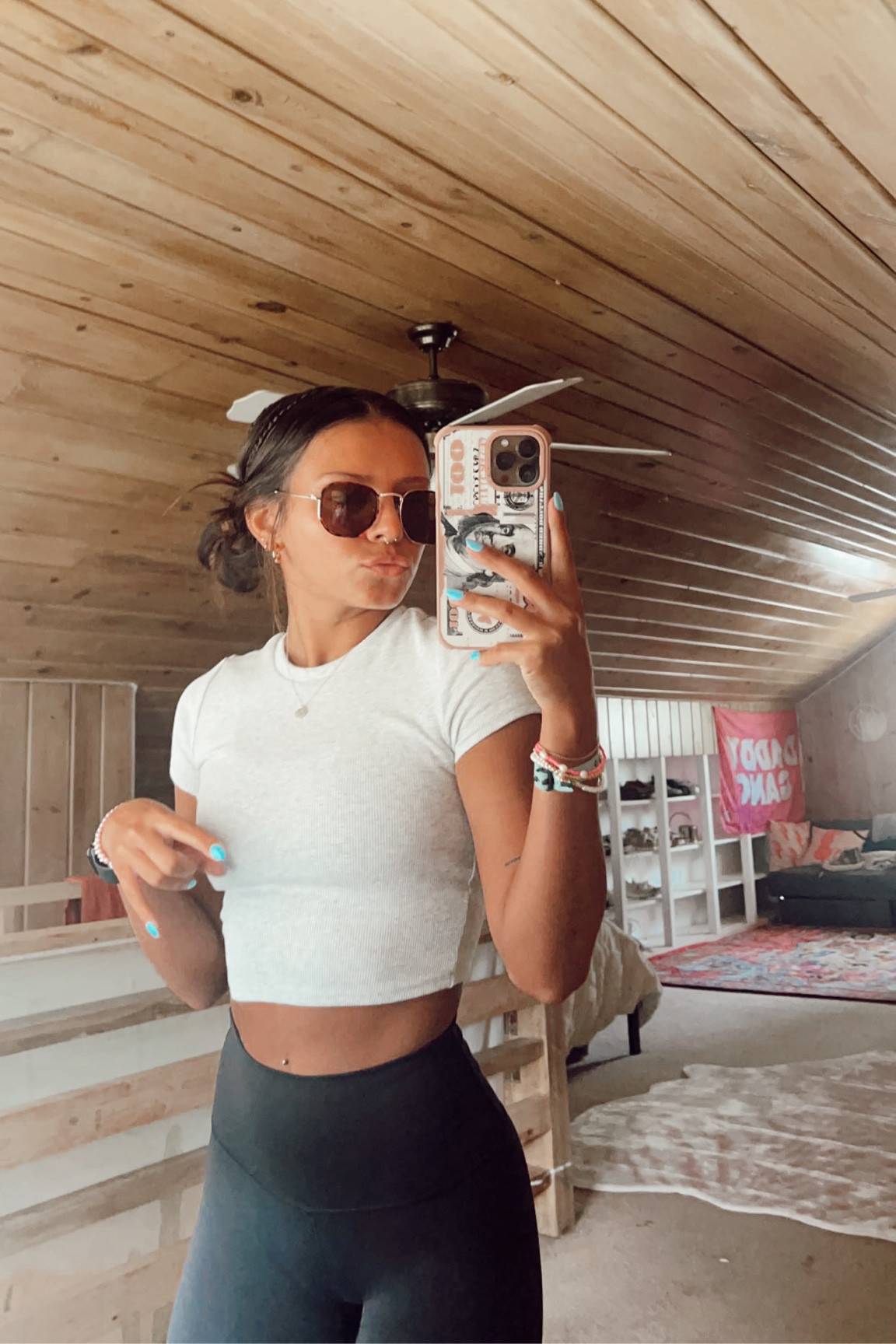 summer work fit 😗