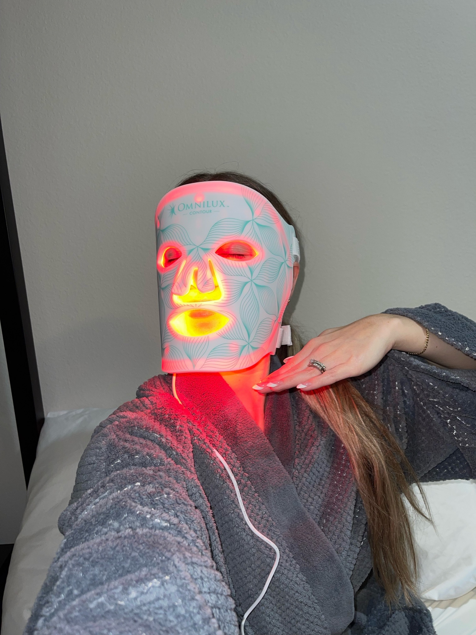 it’s giving…. self care ✨

#ad #omniluxambassador @omniluxled

#beauty #beautymusthaves #christmas #christmasforher #christmasforhim #skincare #skincareroutine

#LTKGiftGuide #LTKHoliday #LTKbeauty