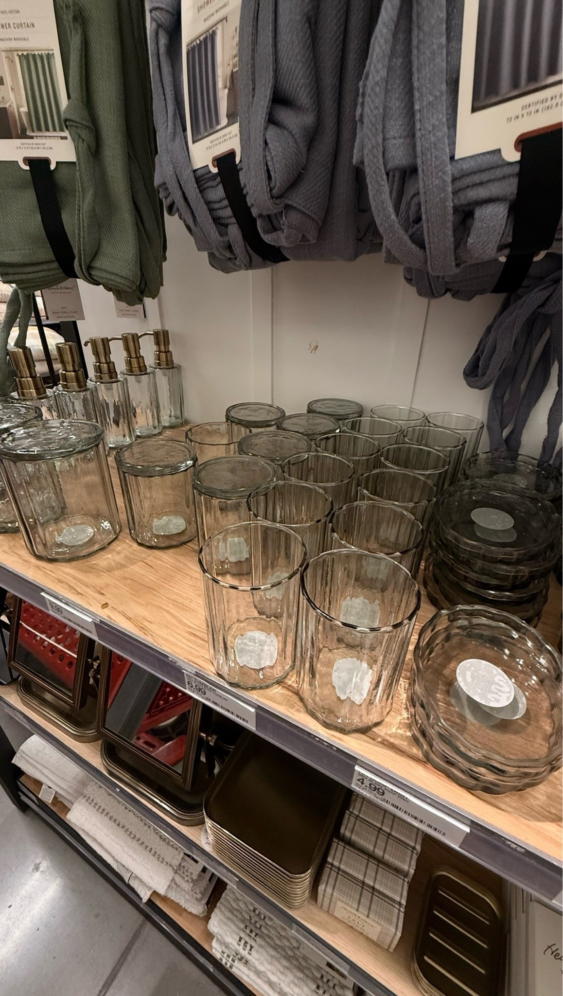 Target run, but make it aesthetic 🛁✨ These fluted glass bathroom trays and tumblers from Hearth & Hand with Magnolia stopped me in my tracks — that smoky ribbed glass is giving expensive spa vibes for basically nothing. Grabbing a few trays for the counter and those chunky knit throws for fall styling too.

#targetfinds #targethome #hearthandhand #hearthandhandwithmagnolia #targetdoesitagain #bathroomdecor #falldecor #homedecorfinds #affordablehomedecor #polishmominaz #ltkhome #ltkfindsunder50 #ltkseasonal #targetstyle #cozyhome #modernfarmhouse #fluted­glass #bathroomrefresh #targetlover #shopmyltk