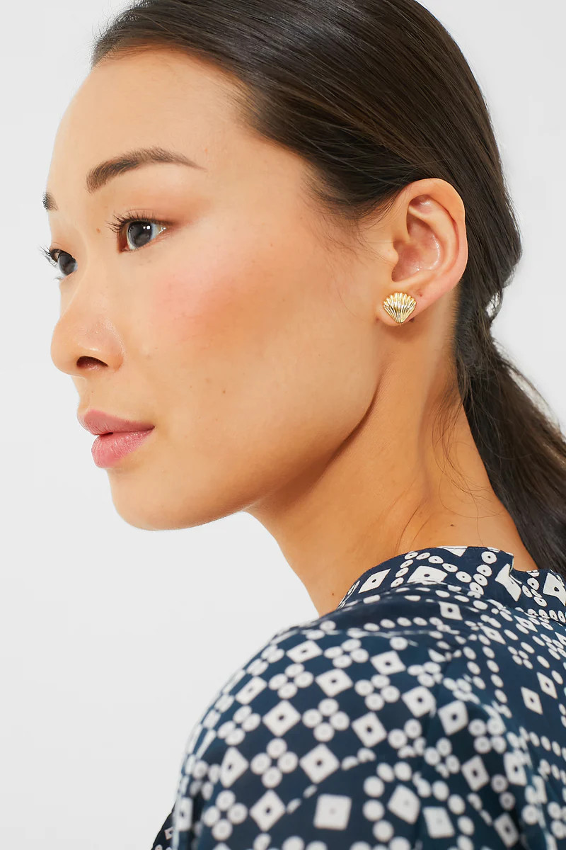 Gold Coquilles Mini Studs | Tuckernuck (US)
