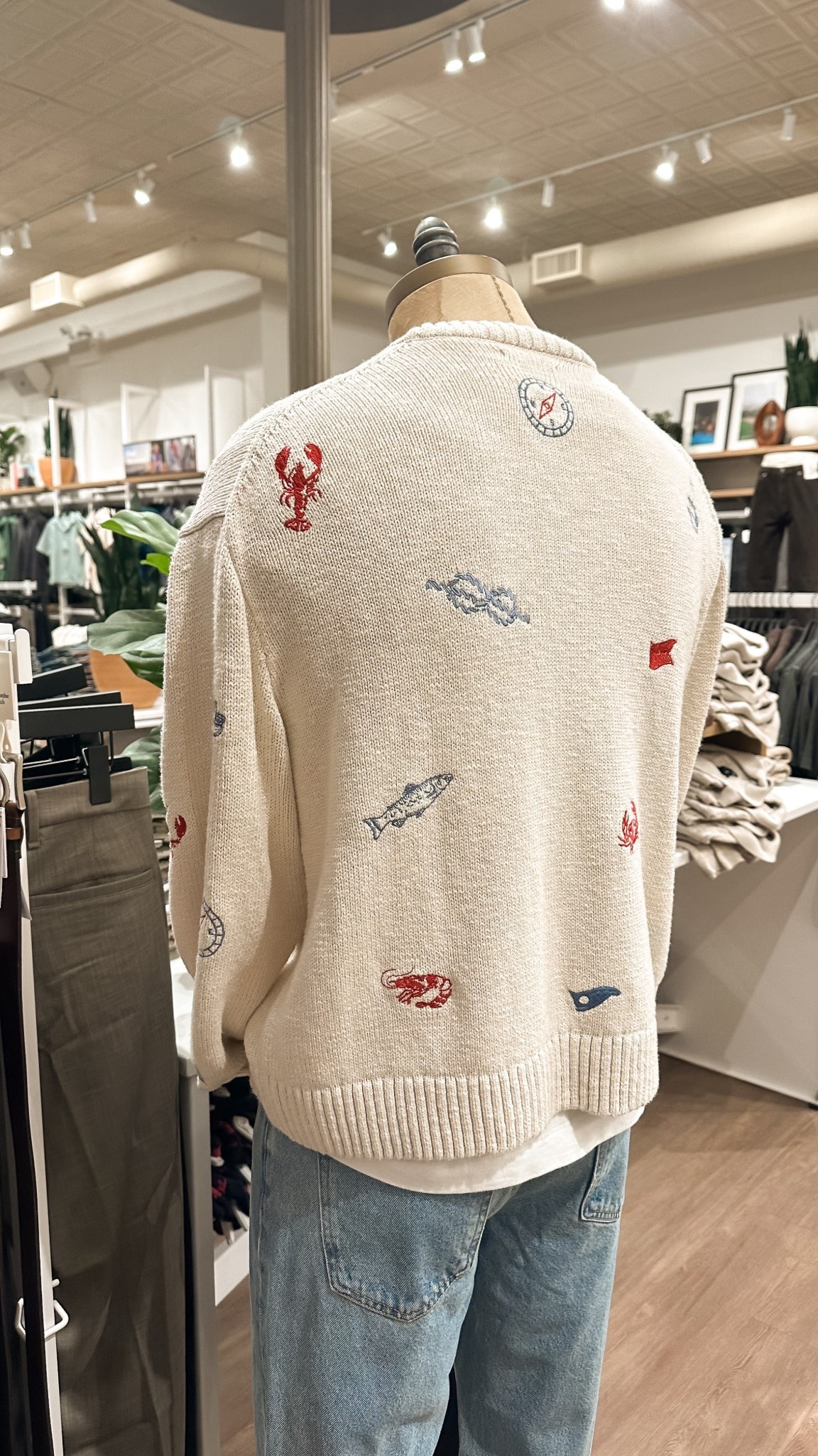 I popped into the Abercrombie men’s store last week and fell in love with this sweater. I actually have a few of their men’s sweaters and LOVE the oversized fit. My NFL sweater is a medium and it’s super oversized. I would take a Small for a more everyday wear sweater like this. So cute for spring and summer!! On a boat, on the coast, at the beach, you get the idea.

25% off in the LTK Spring Sale! 

#Abercrombie #A&F #LTKANF

#LTKSaleAlert #LTKSpringSale #LTKMens