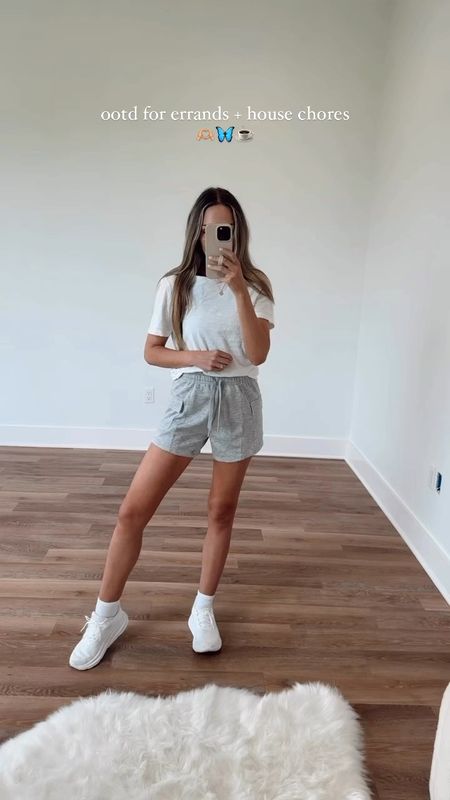 mom on the go outfit inspo! these cargo shorts are insanely soft + comfortable!! would ever be super cute for a travel day outfit!! 






#LTKFindsUnder50 #LTKStyleTip #LTKFindsUnder100