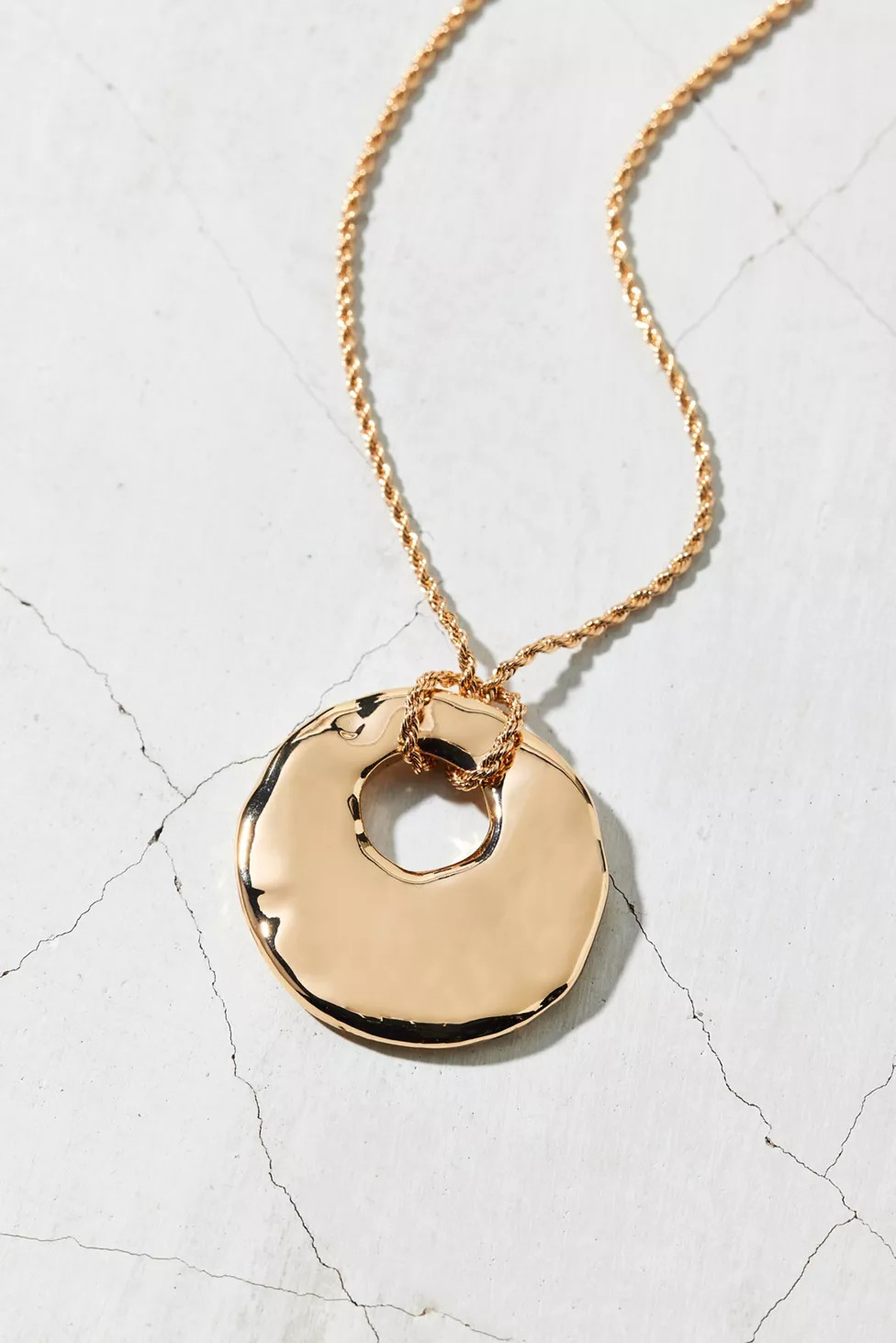 Milan Metal Pendant Necklace | Urban Outfitters (US and RoW)