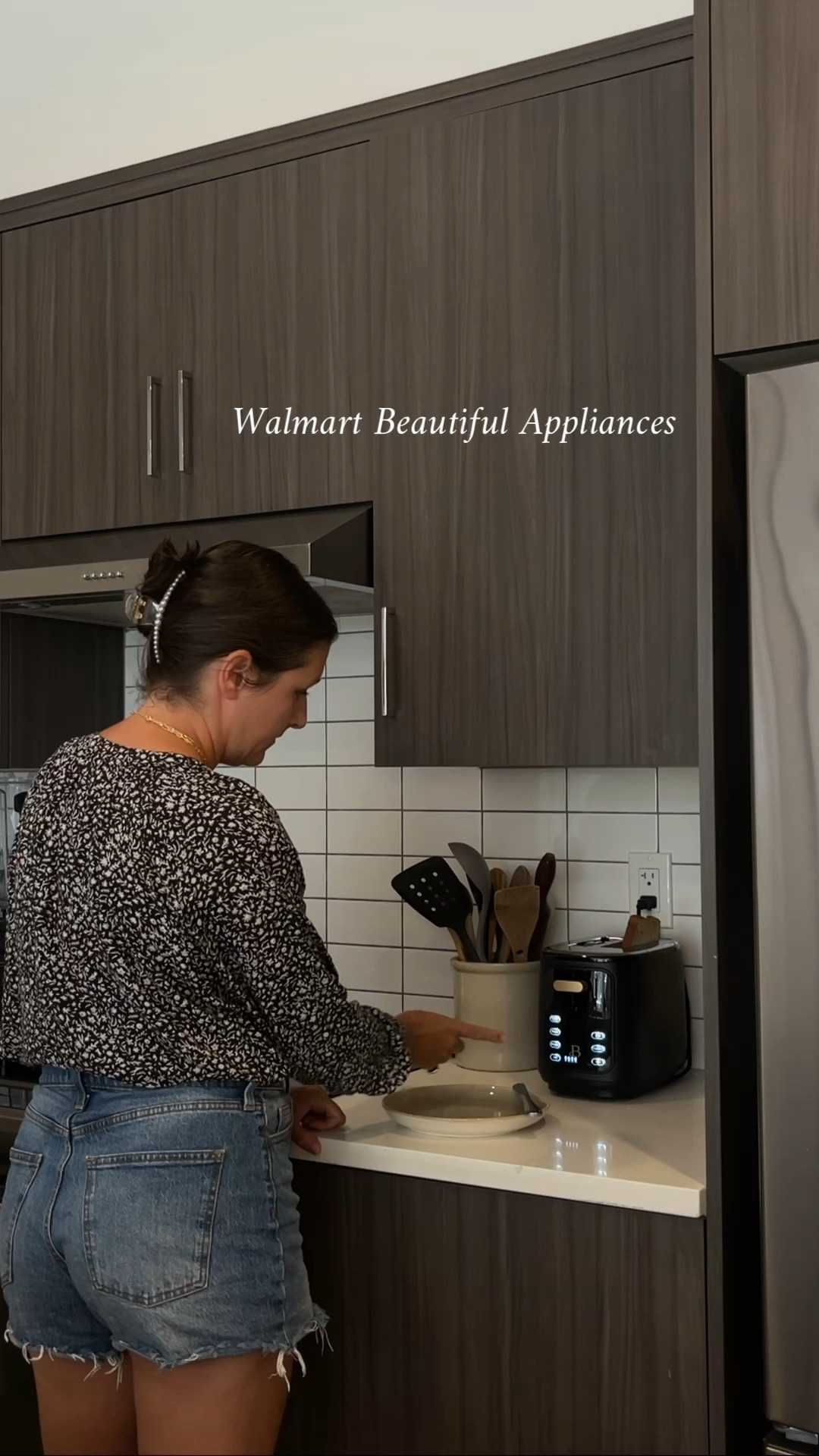 Did you ever think a toaster and immersion blender could be so beautiful?! Aesthetic kitchen appliances DO exist, and they are at @walmart. Both these items are from the Beautiful by Drew Barrymore collection and are under $50! The collection also includes cookware, an air fryer, coffee maker, ice cream maker, kettle, measuring cups, electric griddle, knives, and more.

#WalmartPartner #walmarthome #moderntraditional #beautiful  #beautifulbydrew #transitionalhome #homedecor #walmartfinds #walmarthaul #walmart #moderntraditional #viral #musthave #decorating. Decorating on budget. Walmart finds. Walmart home finds. The best Walmart finds. Walmart home haul. Walmart haul. Walmart must haves. #walmartdeals #walmartshopping esthetic toaster. Aesthetic small appliances. Stylish small appliances. 

#LTKhome #LTKunder50 #LTKFind