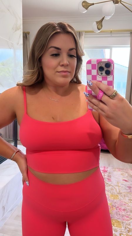 a closer look at this gorgeous color on the matching tank and shorts! wearing a 12 in the top and 10 in the shorts 

#LTKFind #LTKcurves #LTKSeasonal