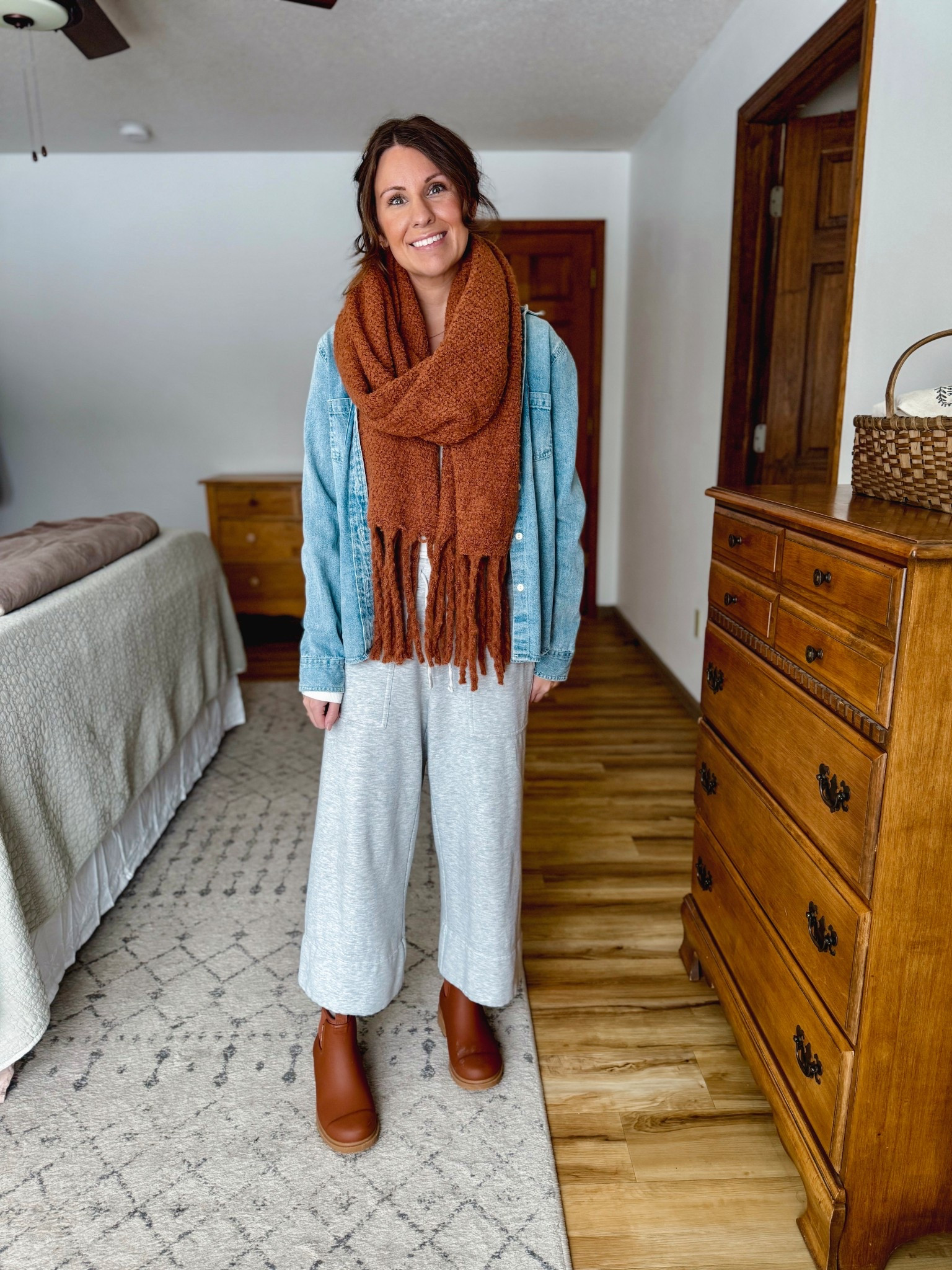 Small in my long sleeve, small in my grey side leg sweatpants (xs would fit better now—I bought these when I was heavier). My denim shirt is older so I linked current options. My boots are size 6 and I love them!

My scarf is older so I linked similar options! 

#LTKPetite #LTKSeasonal #LTKootd