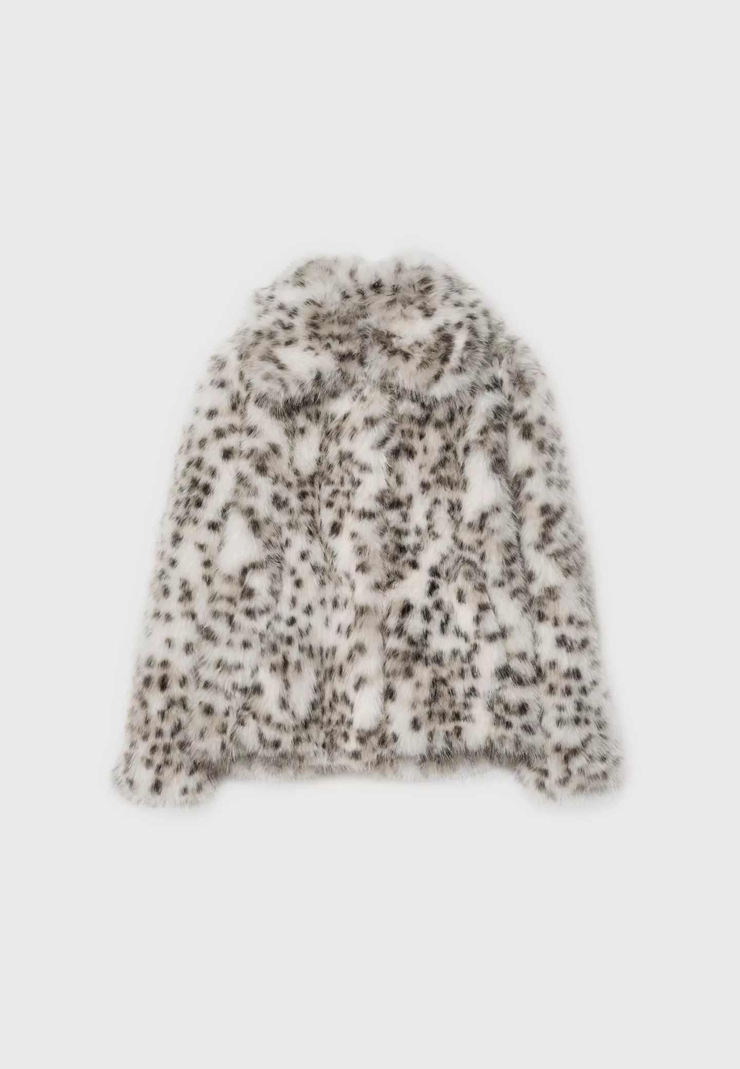 Leopard print faux fur jacket | Stradivarius (UK)