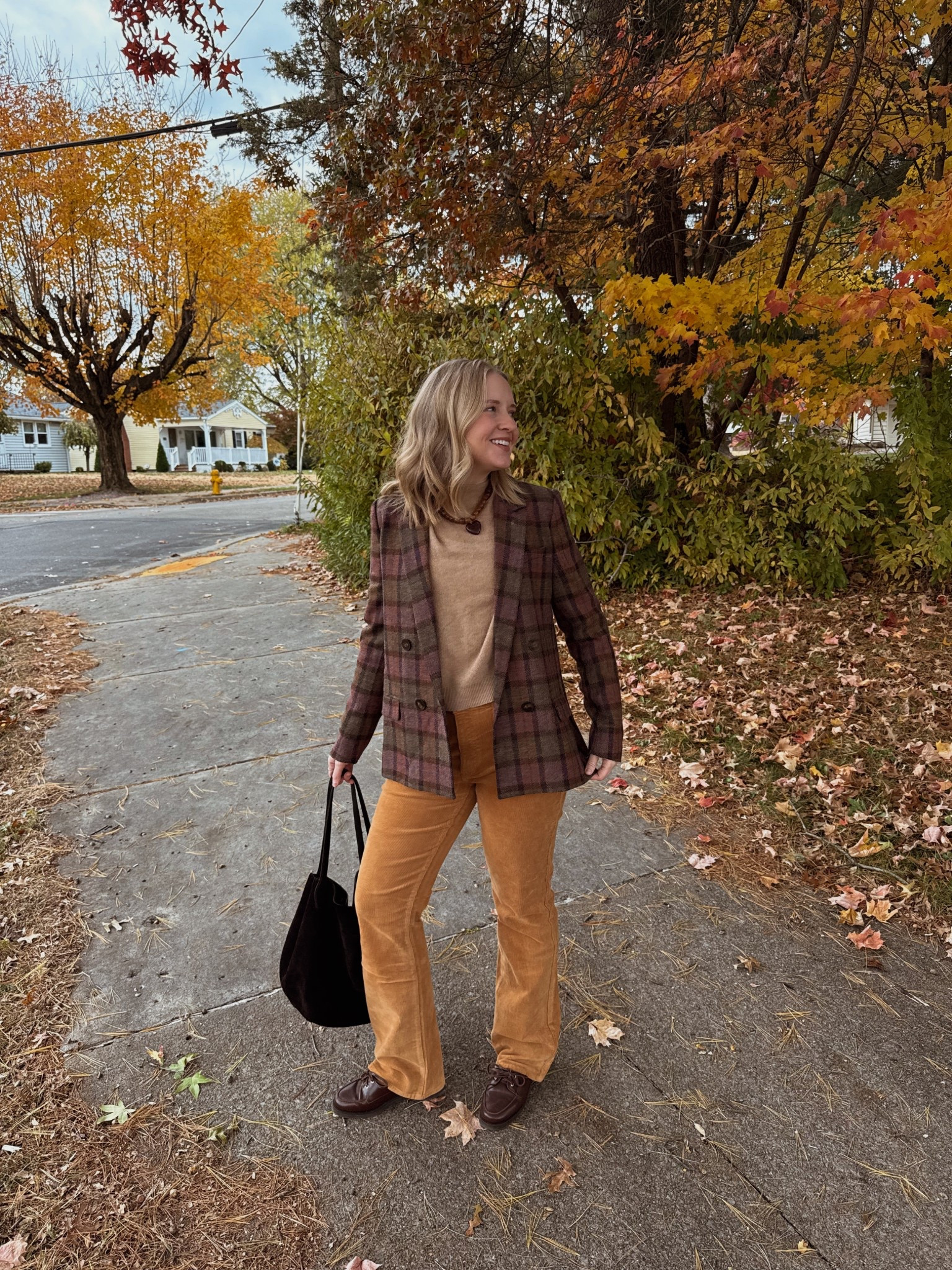 November in an outfit! I am in love with the colors and textures here! 

#LTKStyleTip #LTKSeasonal