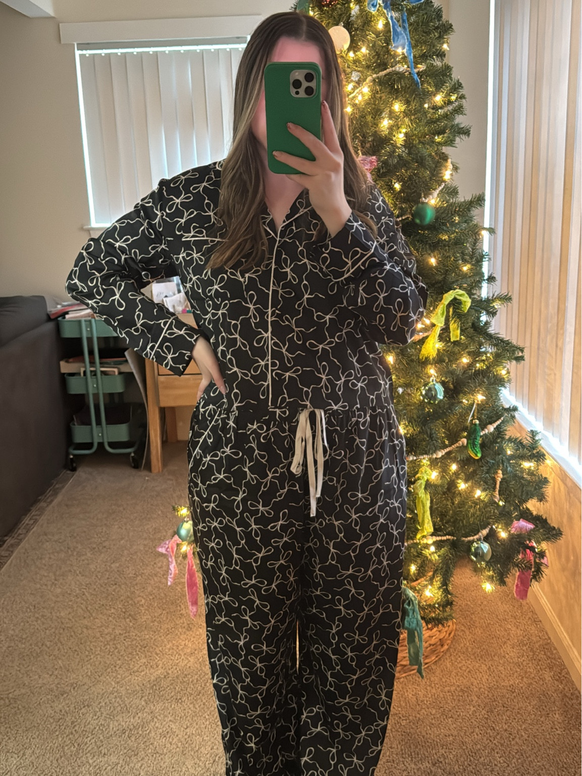 Bow pajamas 🎀🖤

#LTKSeasonal #LTKSaleAlert #LTKMidsize