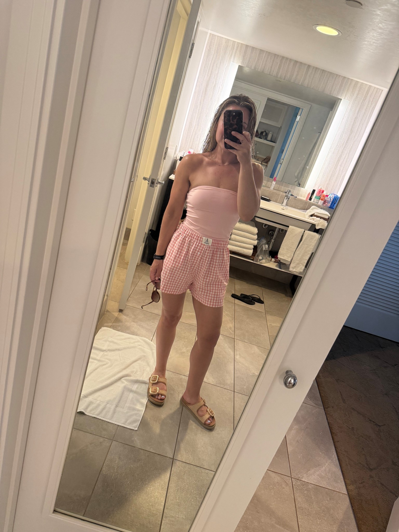 Summer essentials outfit  

#LTKStyleTip #LTKFindsUnder50 #LTKSeasonal