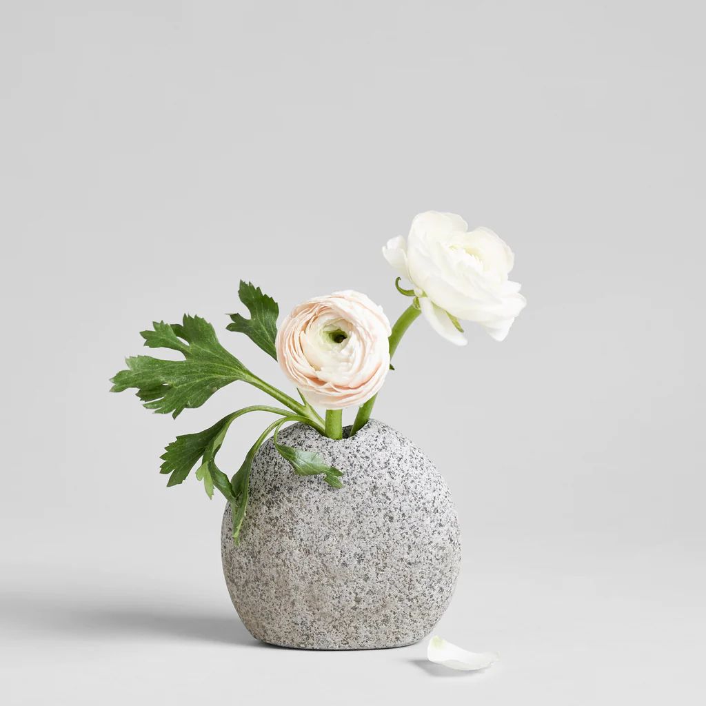 Medium Beach Stone Vase | Bloomist
