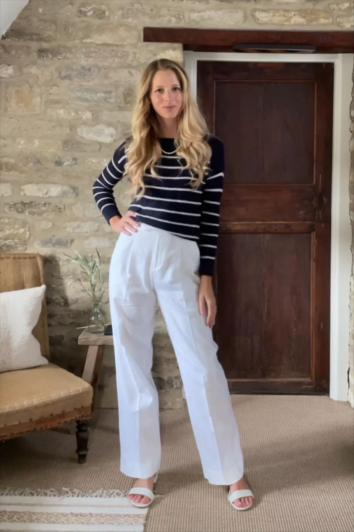 How to style high waisted trousers  High waisted pants outfit, White  trousers, White trousers outfit