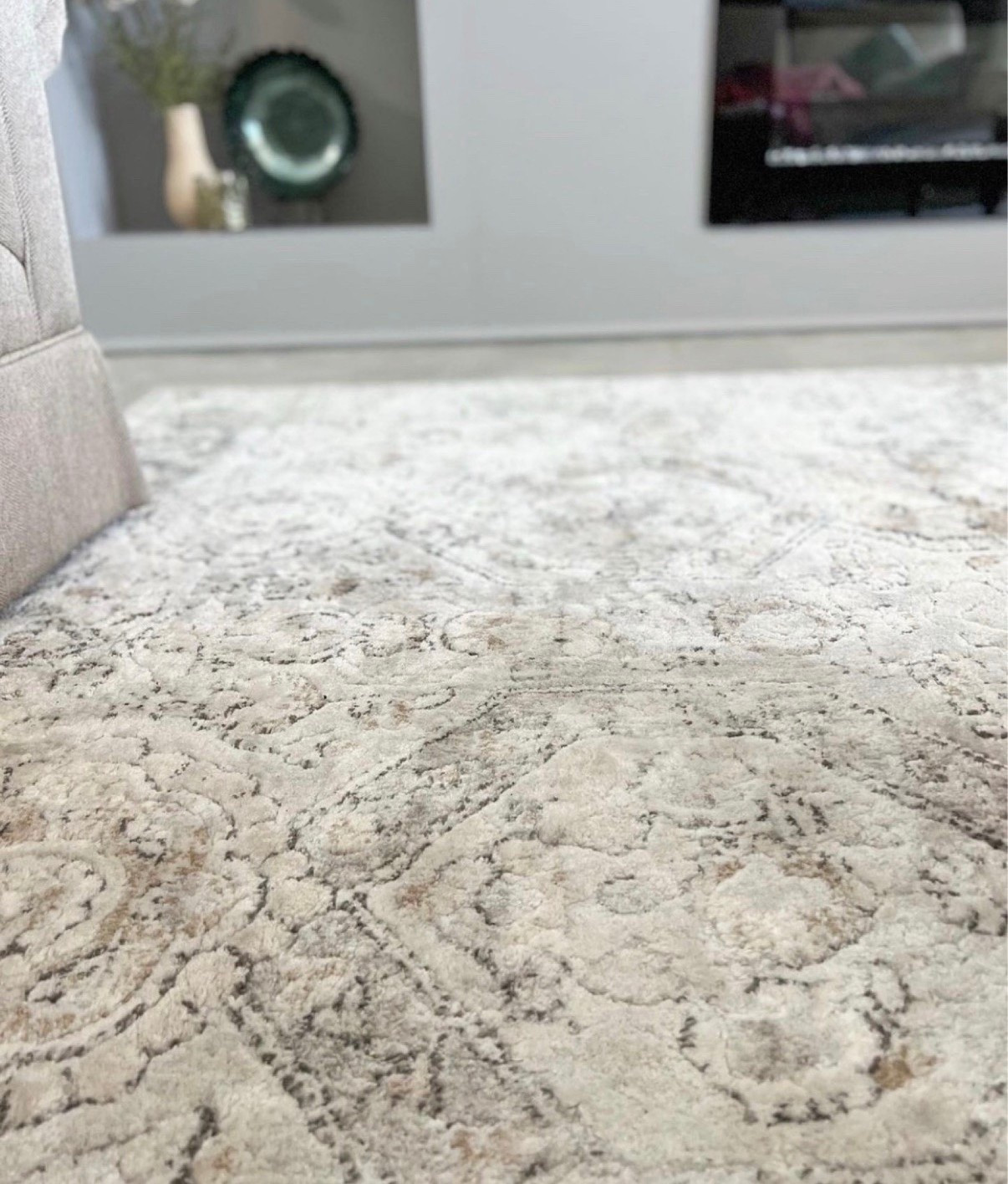 Extra 20% off the Parkerfield rug

#LTKSeasonal #LTKSaleAlert