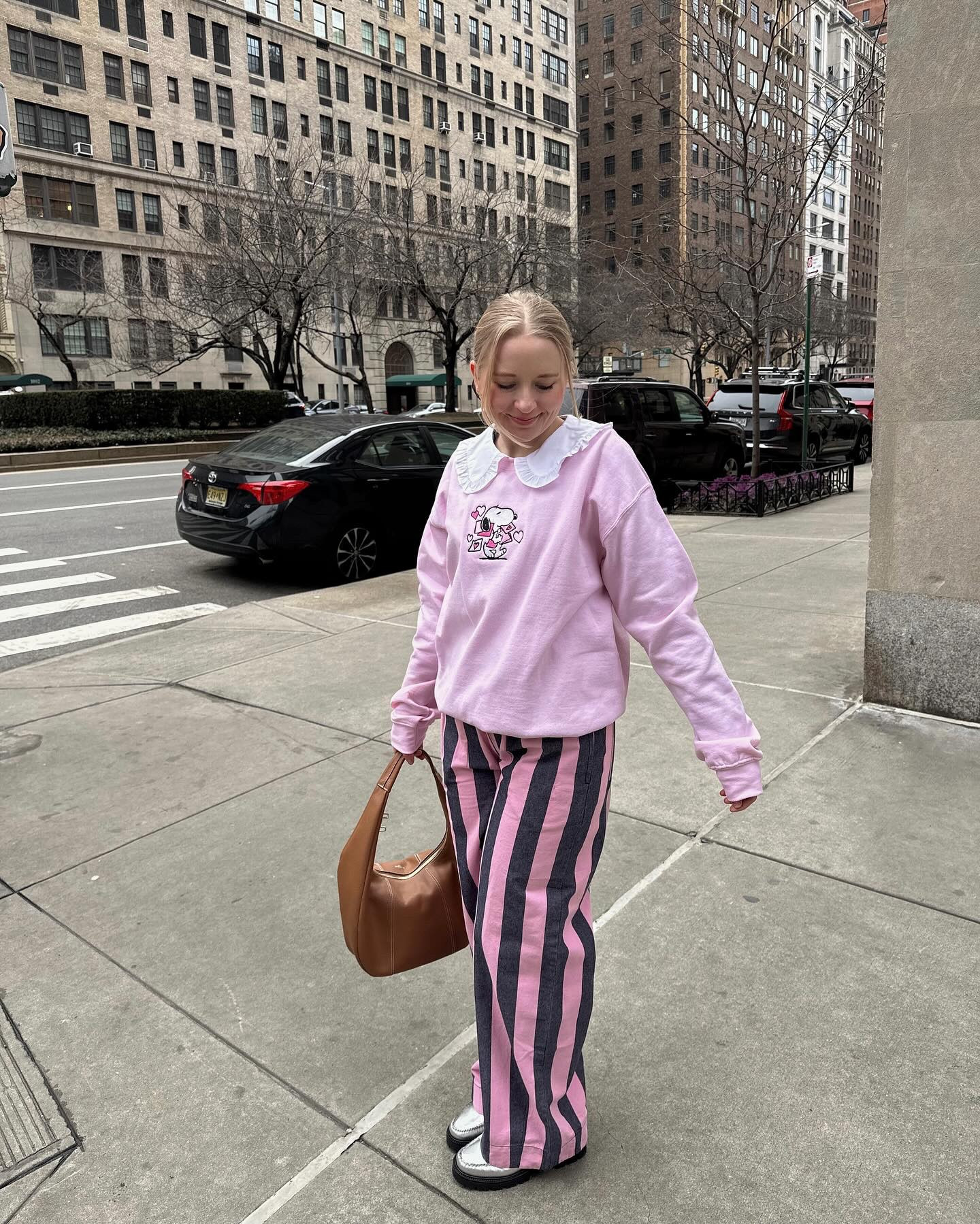 ready for a week of allllll the red and pink! 💕❤️

outfit:

🏷️ outfit ideas, Valentine’s Day outfit ideas, Valentine outfits, Valentine’s Day aesthetic, snoopy, Pinterest girl, colorful style, colorful fashion, scandi style, European style