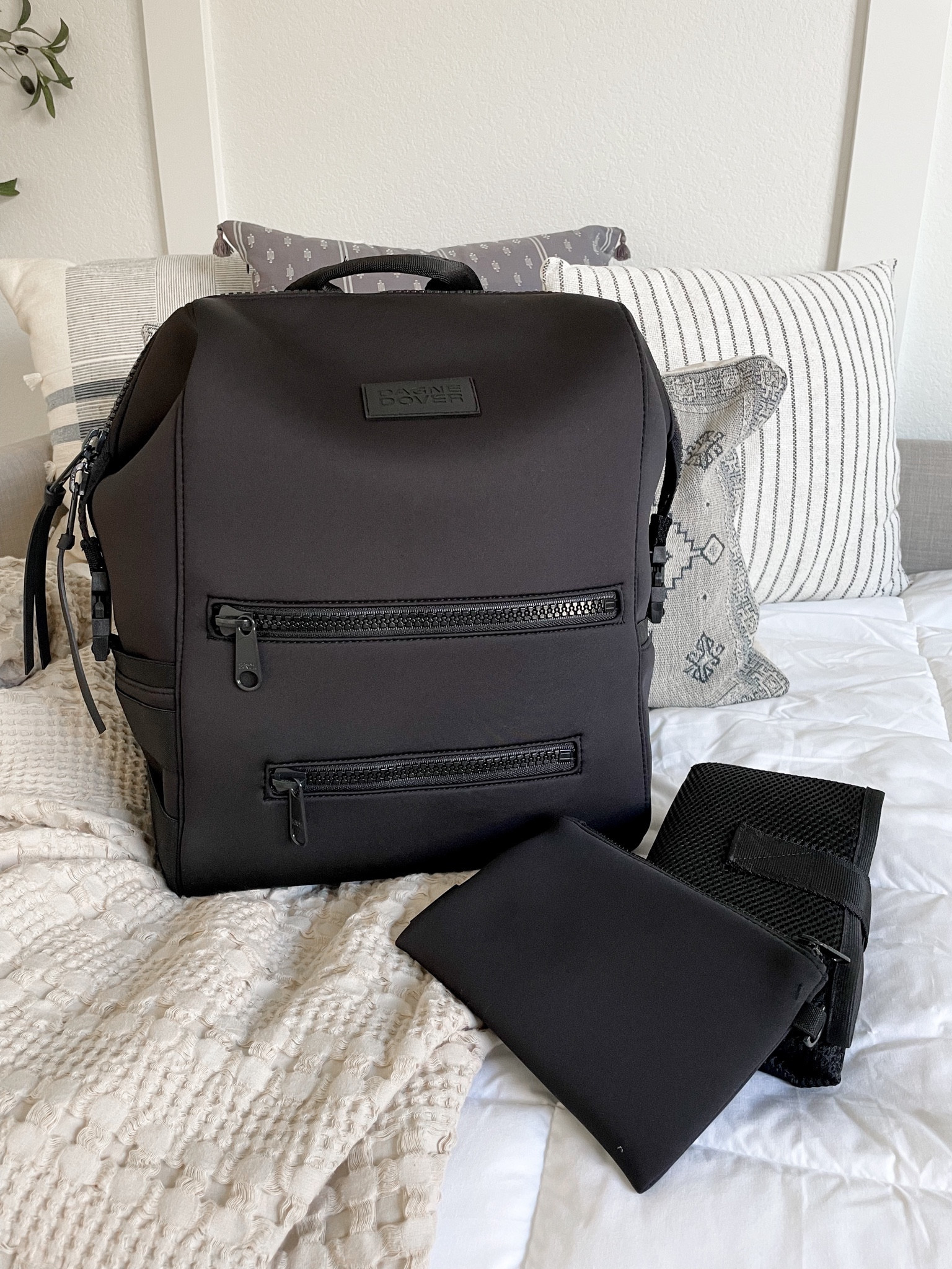 Cyber Monday Sale — 25% off Diaper Bag & Changing Pad! 

#LTKbaby #LTKCyberWeek #LTKGiftGuide