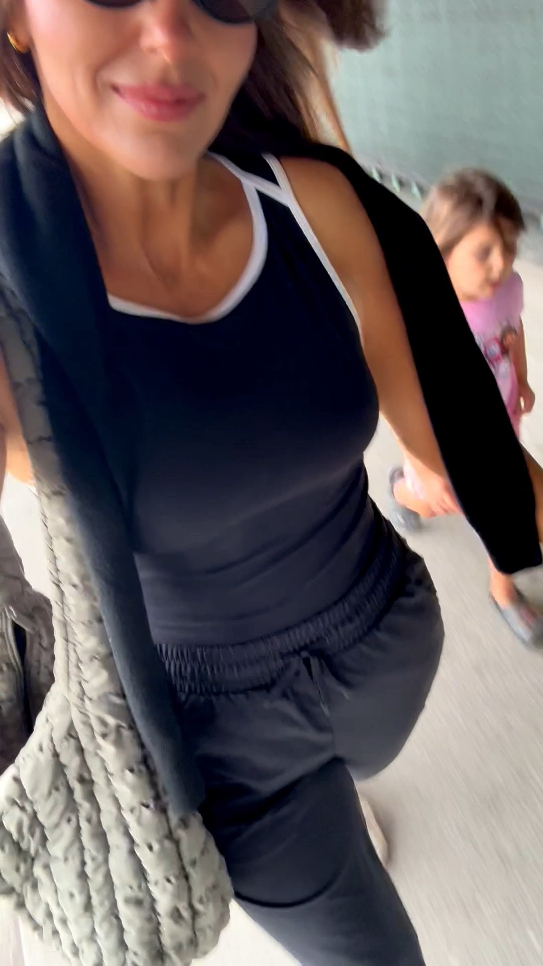 M tank & joggers

#LTKootd #LTKdayinmylife #LTKmomlife
