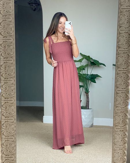 Petite friendly full length dress from Amazon!! Super light & comfortable. You can wear it both with or without the straps! 

amazon | amazon dresses | spring style | spring outfits | womens style | womens dresses | wedding guest dresses 

#LTKunder50 #LTKstyletip