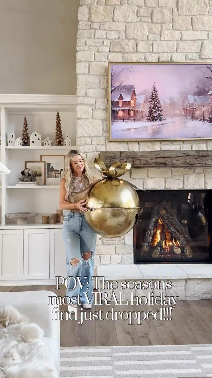 The bells are BACK!!🔔✨🎄

#LTKSeasonal #LTKHome #LTKdayinmylife