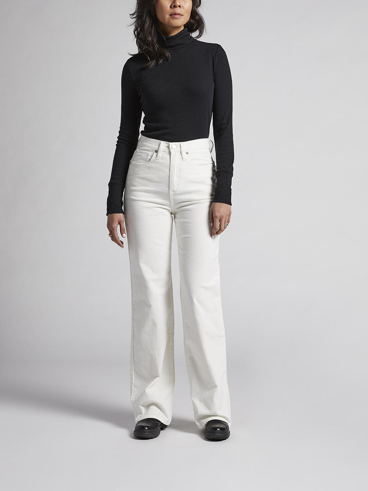 Highly Desirable High Rise Trouser Leg Pants | Silver Jeans Co. (US)