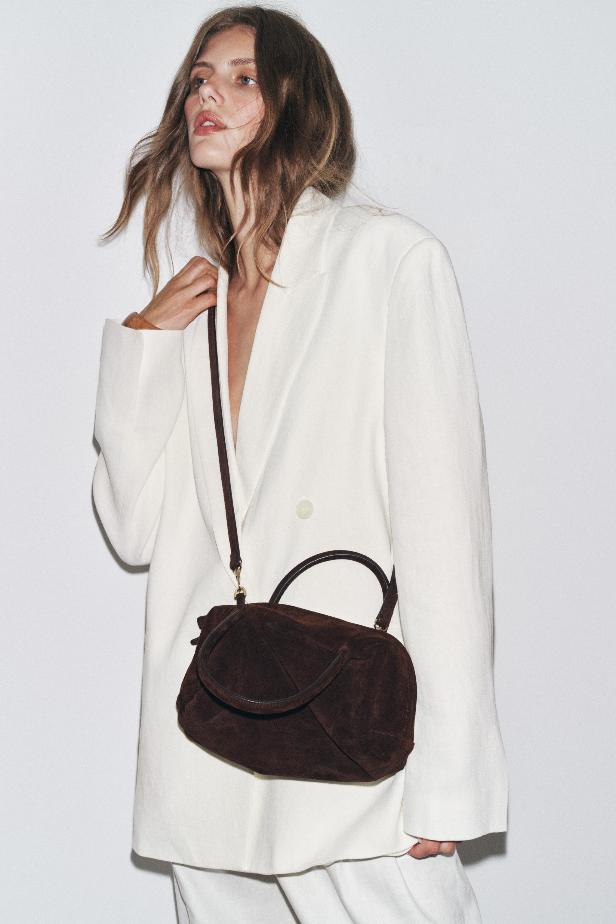 SPLIT SUEDE BOWLING BAG | Zara UK