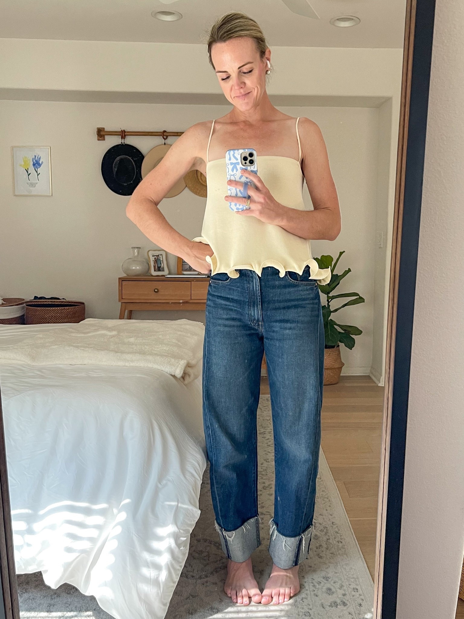 Today’s OOTD 💛

Love this tank so much that I might order in another color. Fits TTS, wearing a small.
Jeans are so comfy and go with everyhing! Love the cuff. They also fit TTS, wearing a 25.

#LTKootd #LTKmomlife