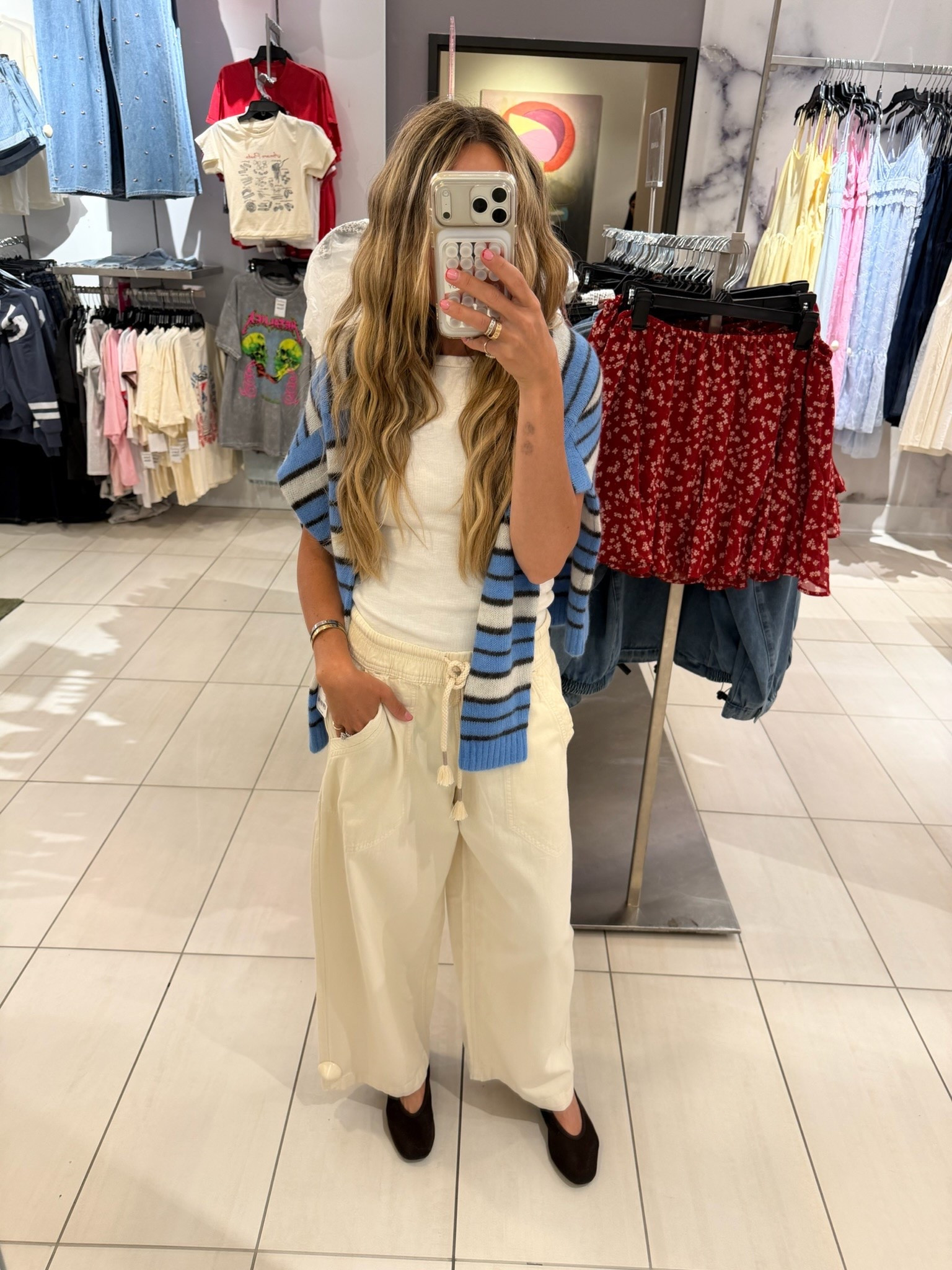 Free People Pants, Treasure and Bond Tee, Nordstrom Flats

Nsale, Nordstrom sale, anniversary sale, petite, sweater,  summer pants, everyday outfit, summer sale, outfit inspo

#LTKootd #LTKSaleAlert #LTKPetite