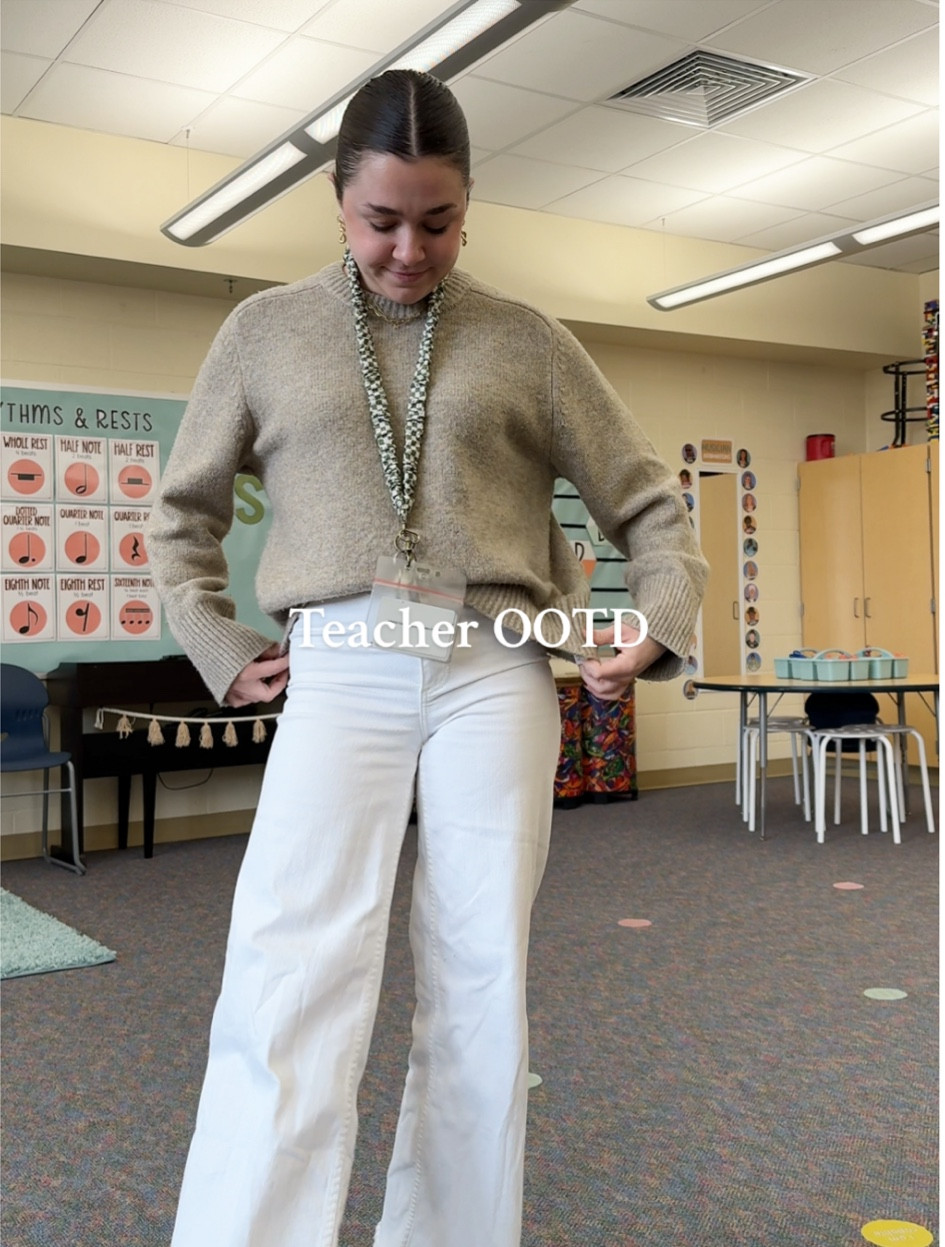 Tuesday Teacher Fit 🤍🫶🏼✨

#LTKStyleTip #LTKWorkwear #LTKFindsUnder50