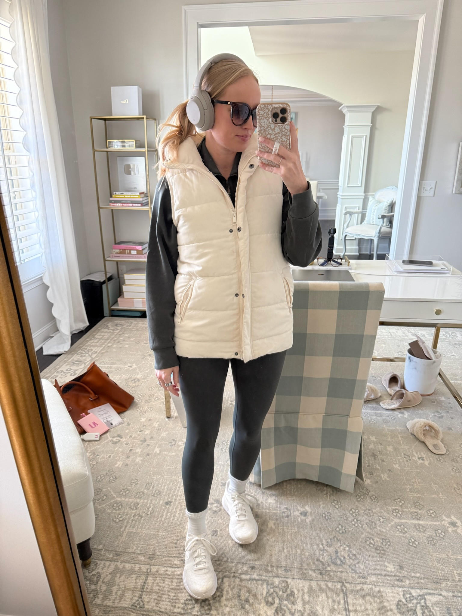 My walking outfit in these frigid winter temps! Athleisure // athleticwear // activewear // OOTD

#LTKFitness #LTKActive #LTKSeasonal