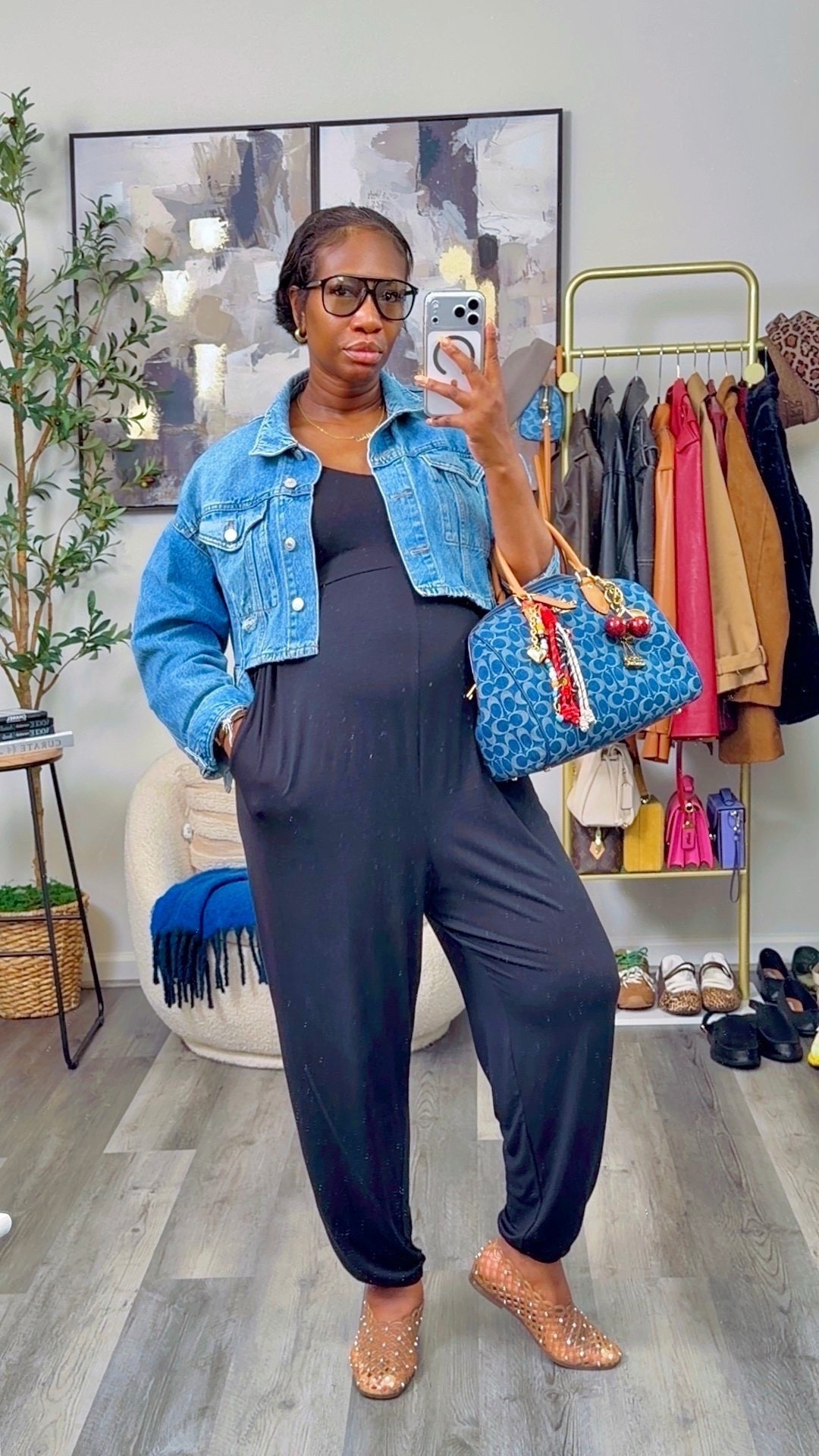 My favorite bump friendly jumpsuit. Wish it came in other colors. 
Wearing a size medium 


Follow my LTK @KerrySpence_ on the @shop.LTK app to view this post and get my exclusive app-only content!

#liketkit #LTKBump #LTKmomlife #LTKootd
@shop.ltk
https://liketk.it/5YpTf