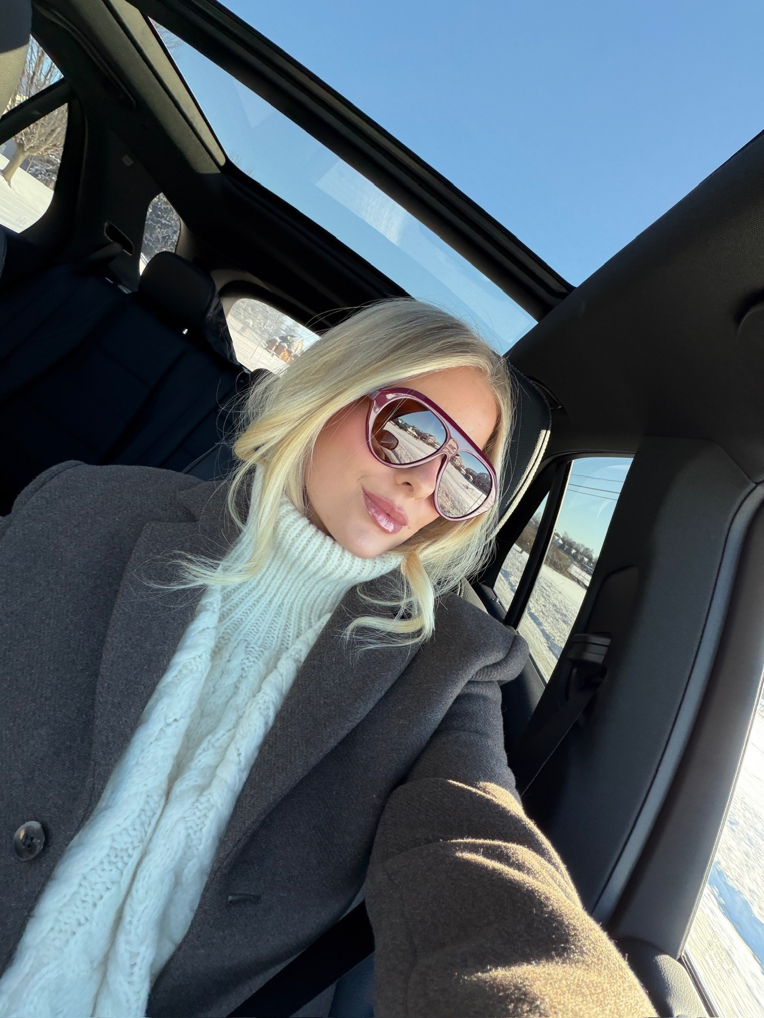 Winter outfit - lip combo: liner is pillow talk, gloss is pink sugar! Wearing a medium in sweater and coat, 27 in jeans (blue Bellini please), boots are old but linking similar! #kathleenpost

Winter chic, cold weather outfit, aspen outfit, mountain chic