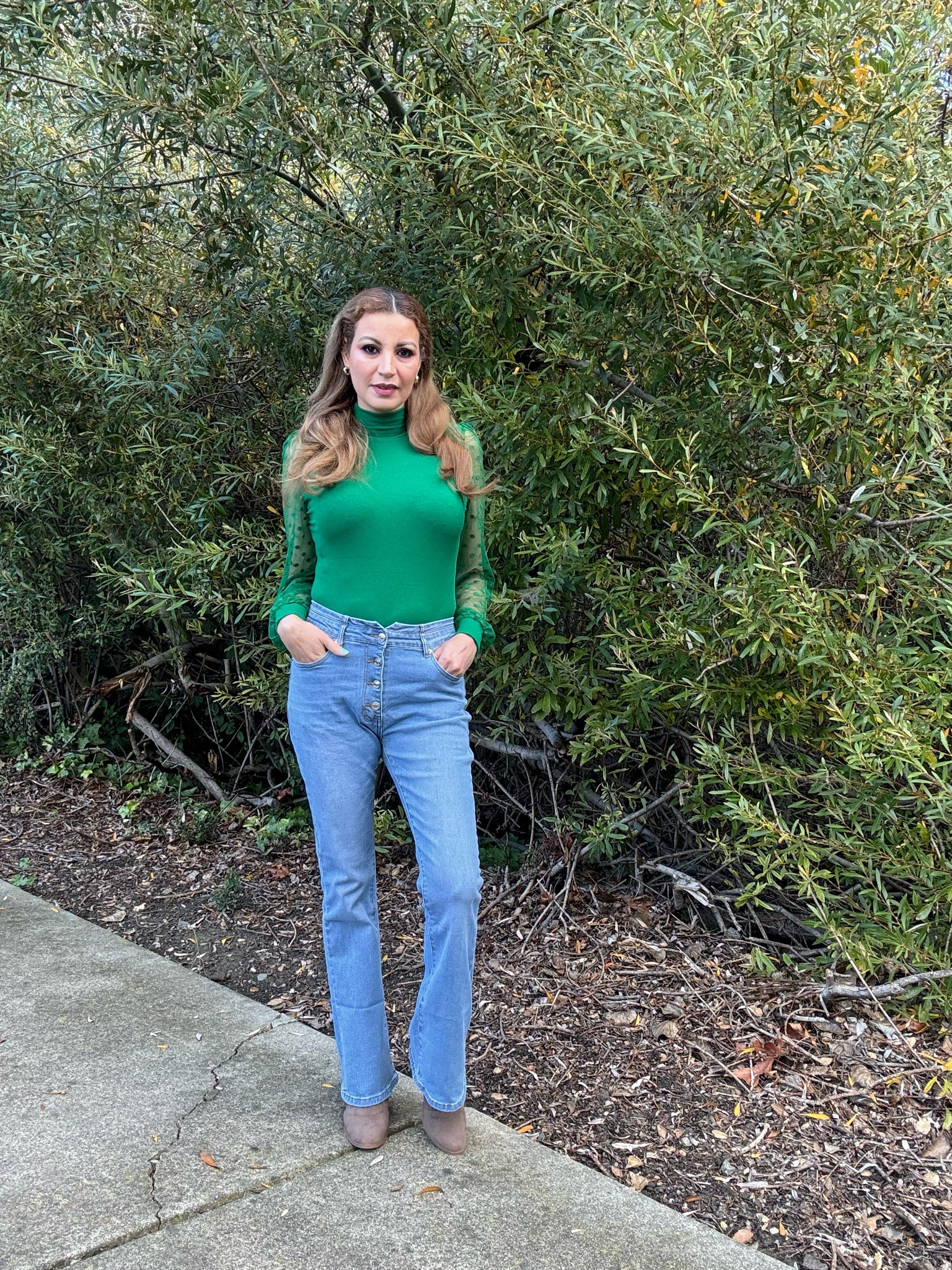 Genleck Womens Stretch Flare Jeans - Trendy High Waisted Bell Bottom Jeans Tummy Control Butt Lifting Bootcut Denim Pants.
De referencia utilizo el size:6
Su tela estira y es muy cómodo  


#LTKbeauty #LTKSeasonal #LTKstyletip