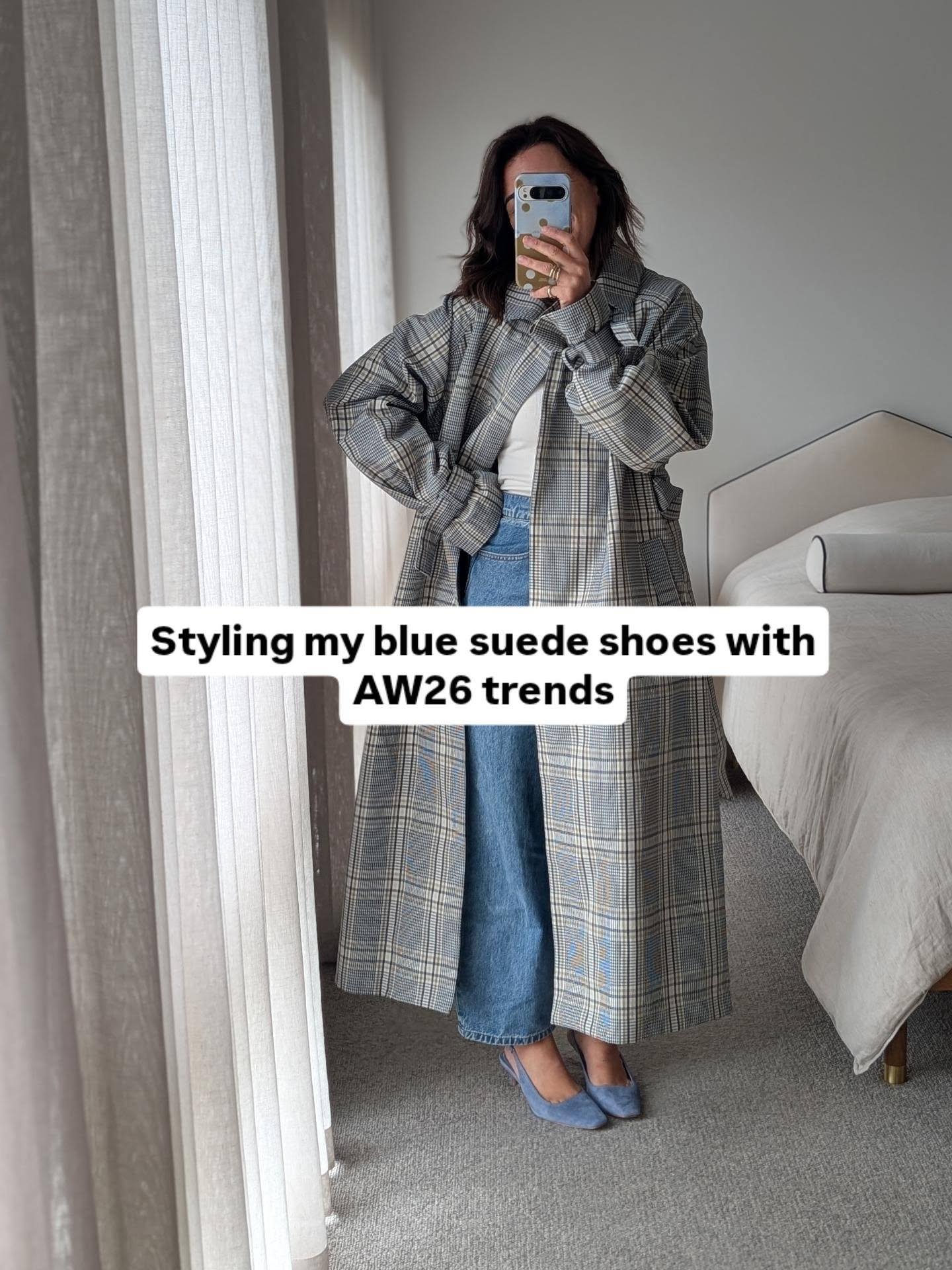 Blue suede shoes on repeat across a few trends for Autumn/winter.

Swipey and let me know 👇 which is your favourite?