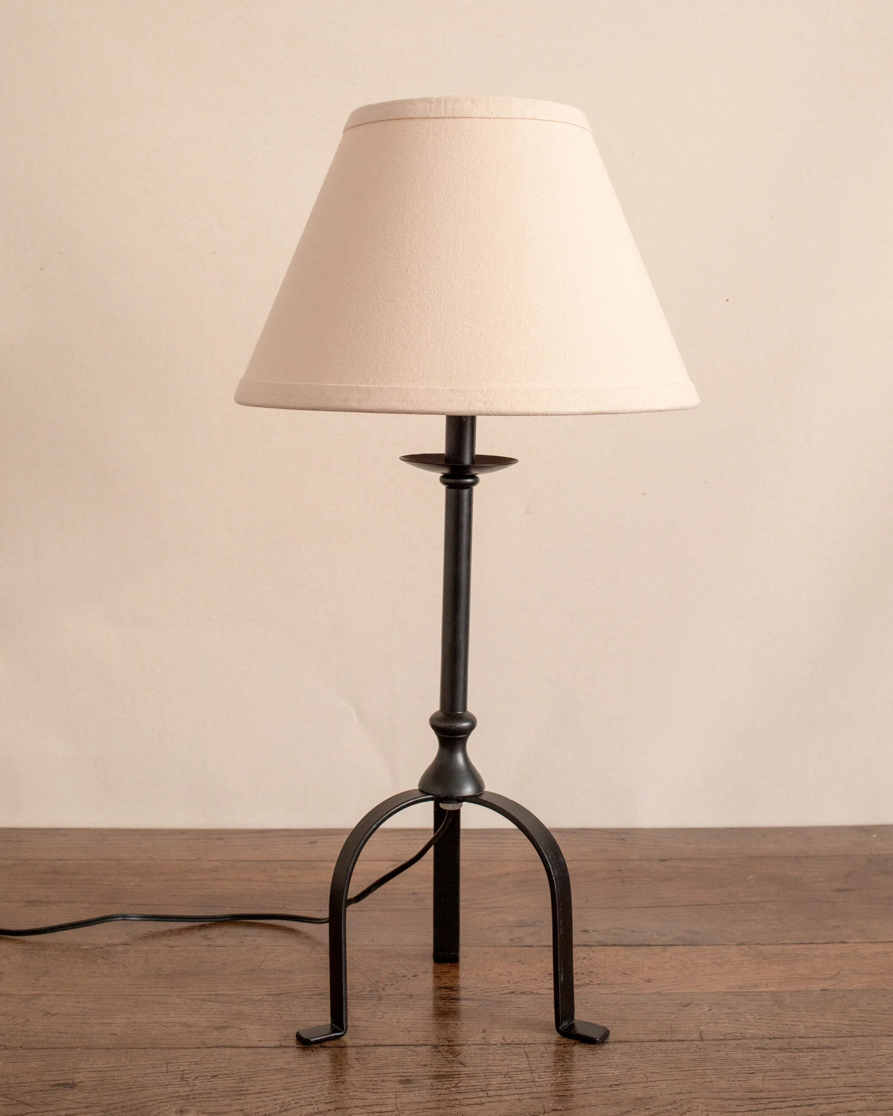 Vera Table Lamp | The Vintage Rug Shop