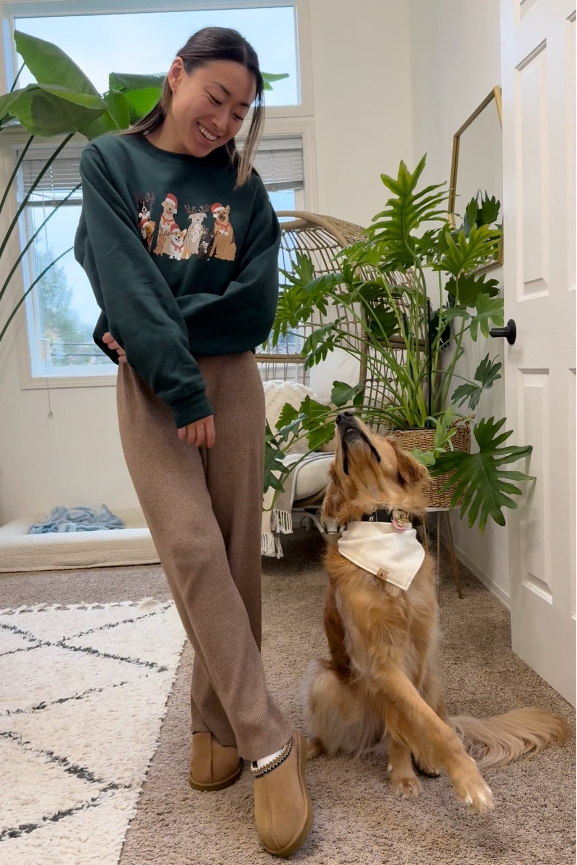 Cozy winter outfit ❄️

Aria’s bandana is from @andmutts.co (code AA10) 🐶