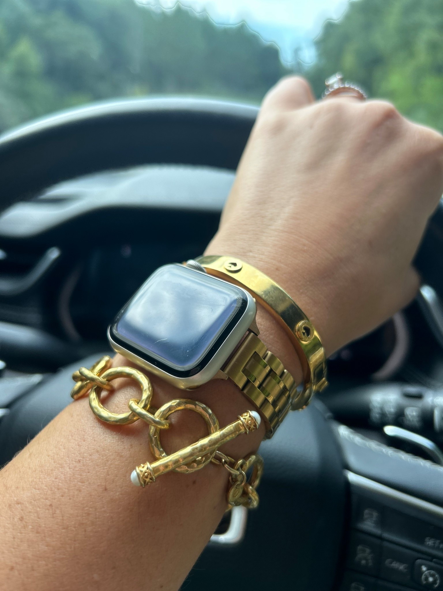 Bracelet stack 😍

Jewelry / watch band / bracelets 

#LTKSaleAlert #LTKStyleTip #LTKSeasonal