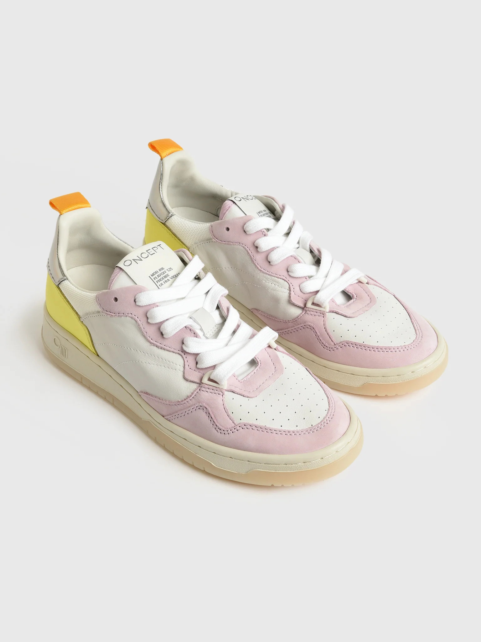 ONCEPT
                      
                     Women's Phoenix Sneaker | Saint Bernard