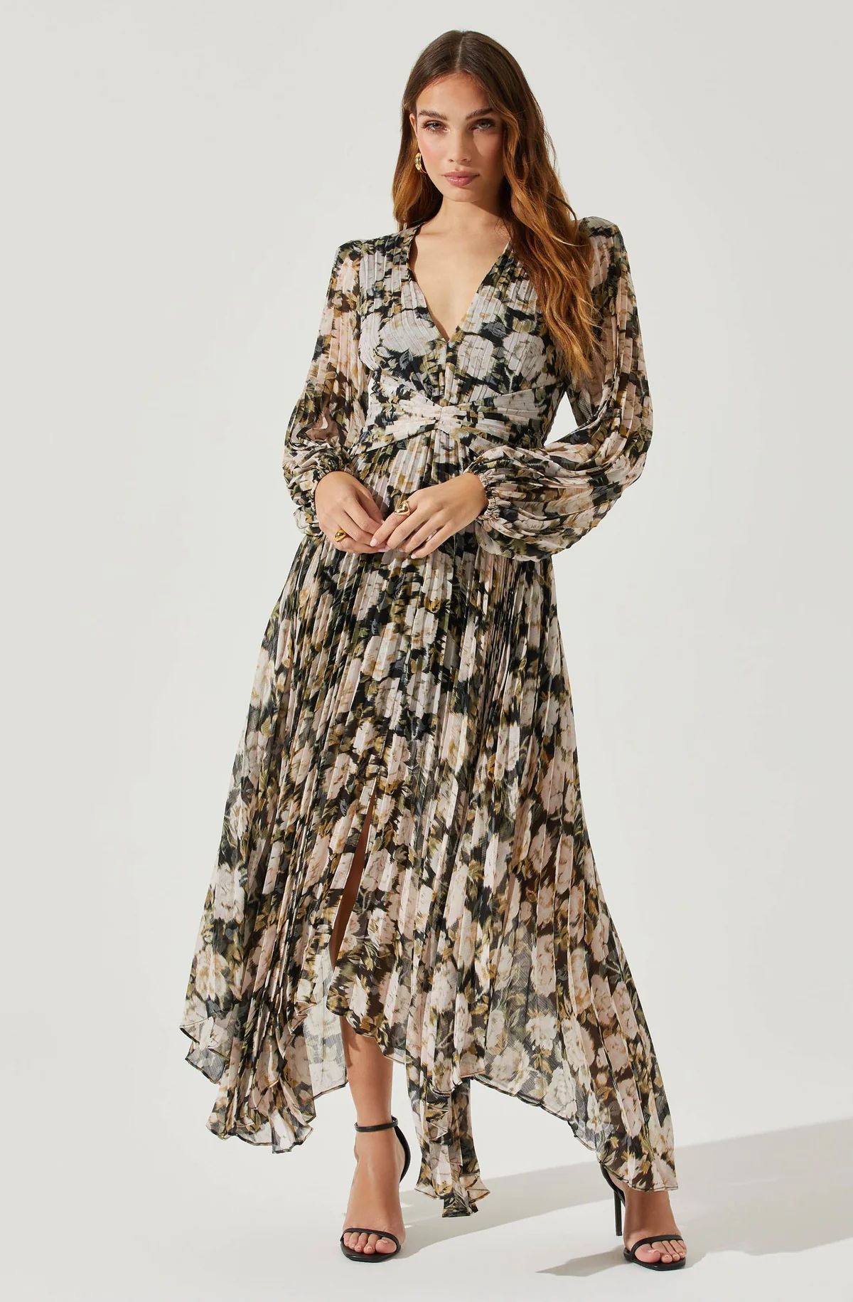 Ayana Floral Pleated Long Sleeve Maxi Dress | ASTR The Label (US)