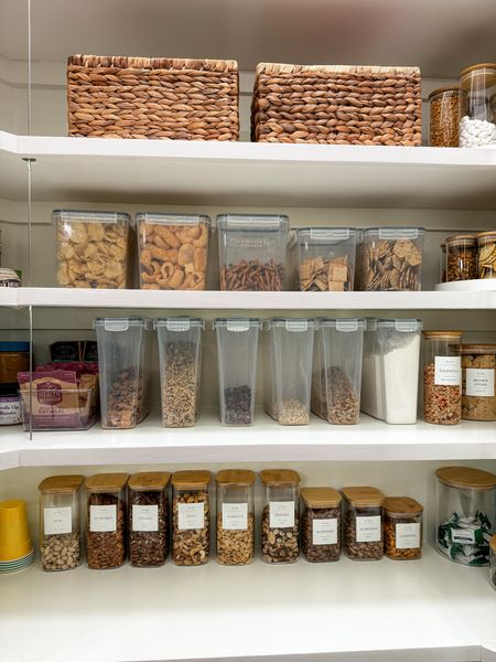 Pantry Organization Essentials

Home  Home essentials  Pantry  Pantry refresh  Pantry storage  Basket  Cereal  Container  Minimalist labels  Glass storage  Round storage  Square storage

#LTKhome #LTKSeasonal #LTKfindsunder100
