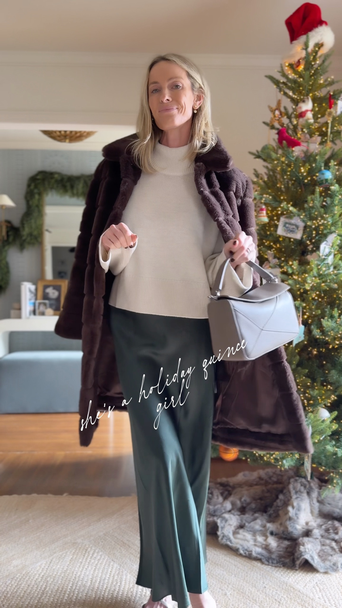 She’s a Quince girl this holiday…. So many great pieces and looks right now! Shop them all on my LTK! 

@onequince #quincepartner