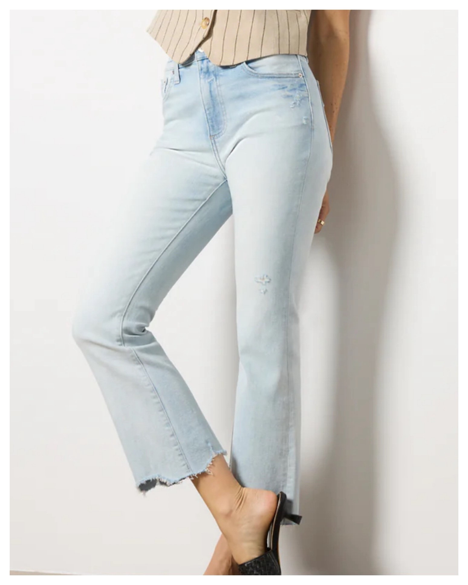 Fitted and Flirty for the win. 

#LTKOver40 #LTKMidsize #LTKStyleTip
