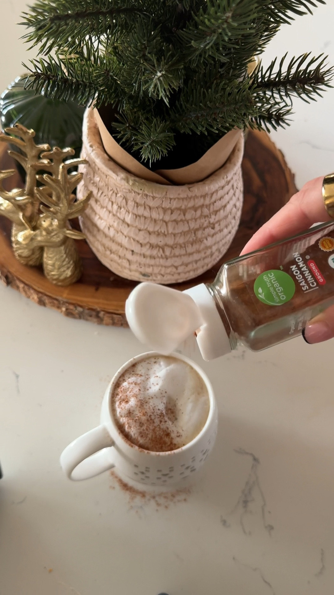 Collagen Protein Tea 🎄🎄

#LTKmorningroutine #LTKHome #LTKHoliday