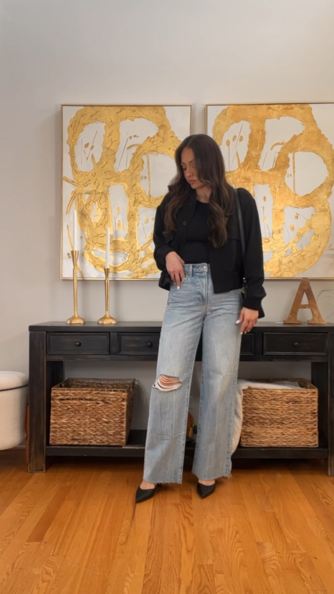 These ripped wide leg jeans 😮‍💨

#LTKOver40 #LTKFindsUnder100 #LTKStyleTip