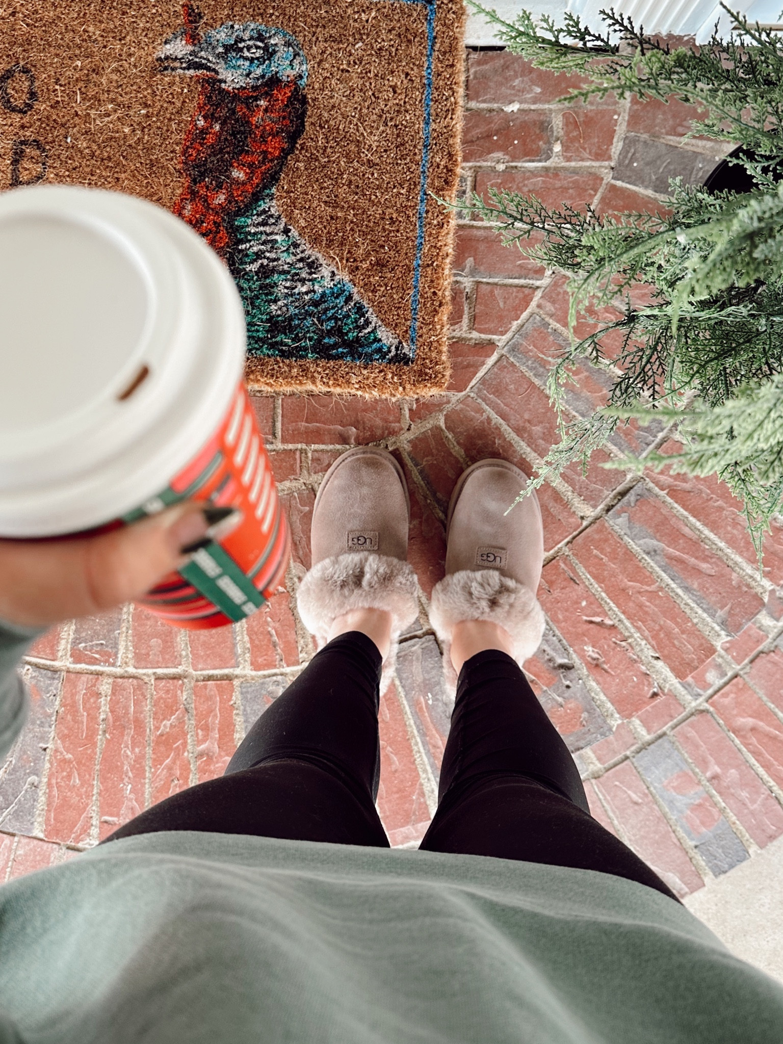 Sale Alert for the perfect UGG slipper this winter ❄️ 

#LTKsalealert #LTKGiftGuide #LTKfindsunder100